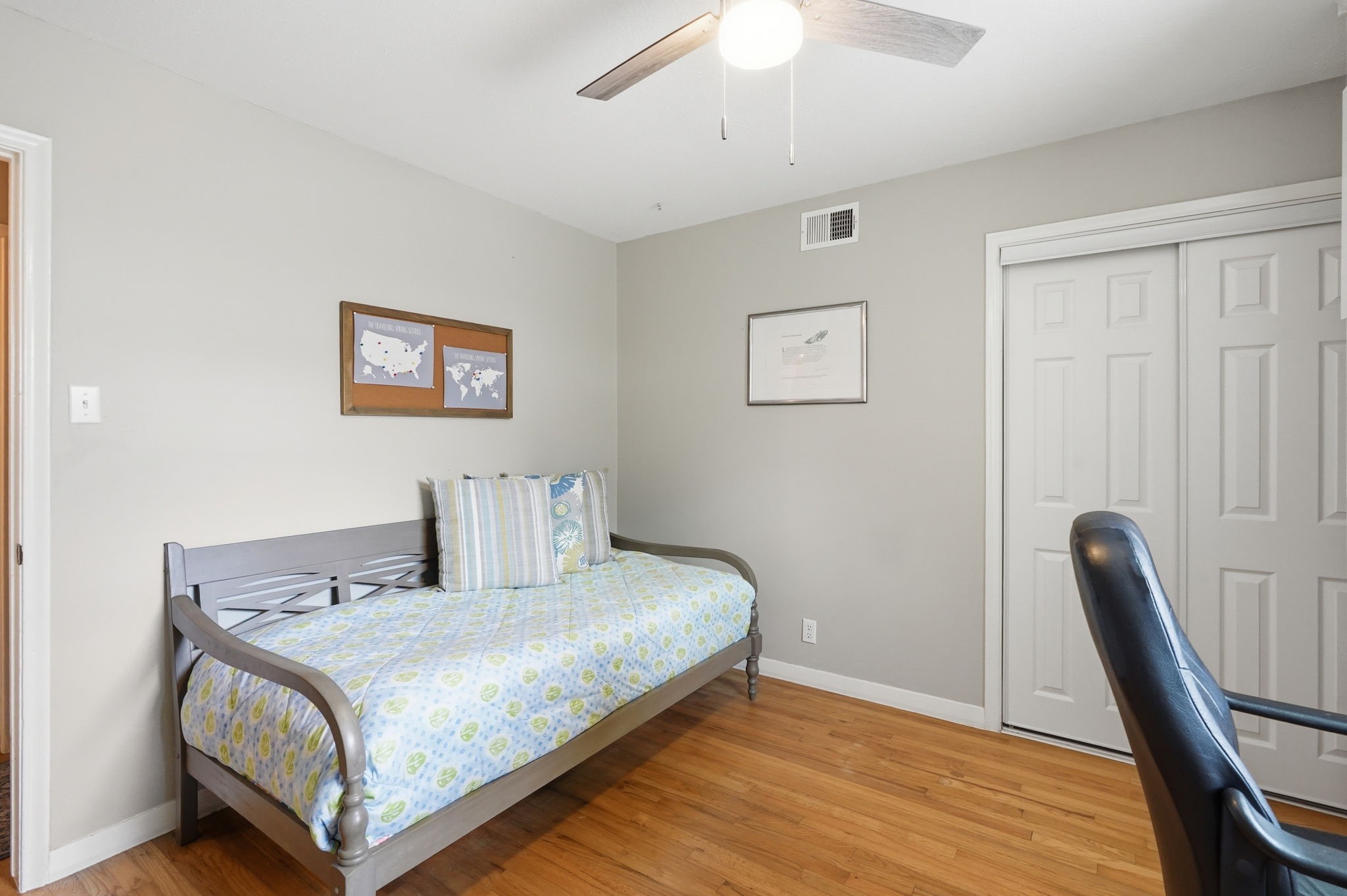 5808 Sunnywood Drive