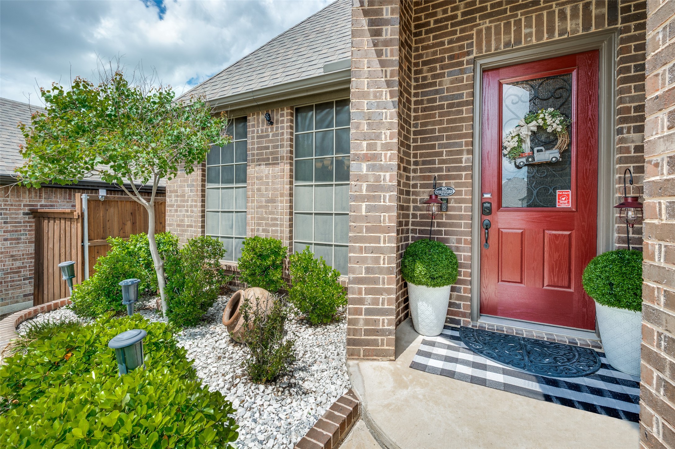 5912 Trail Marker Court