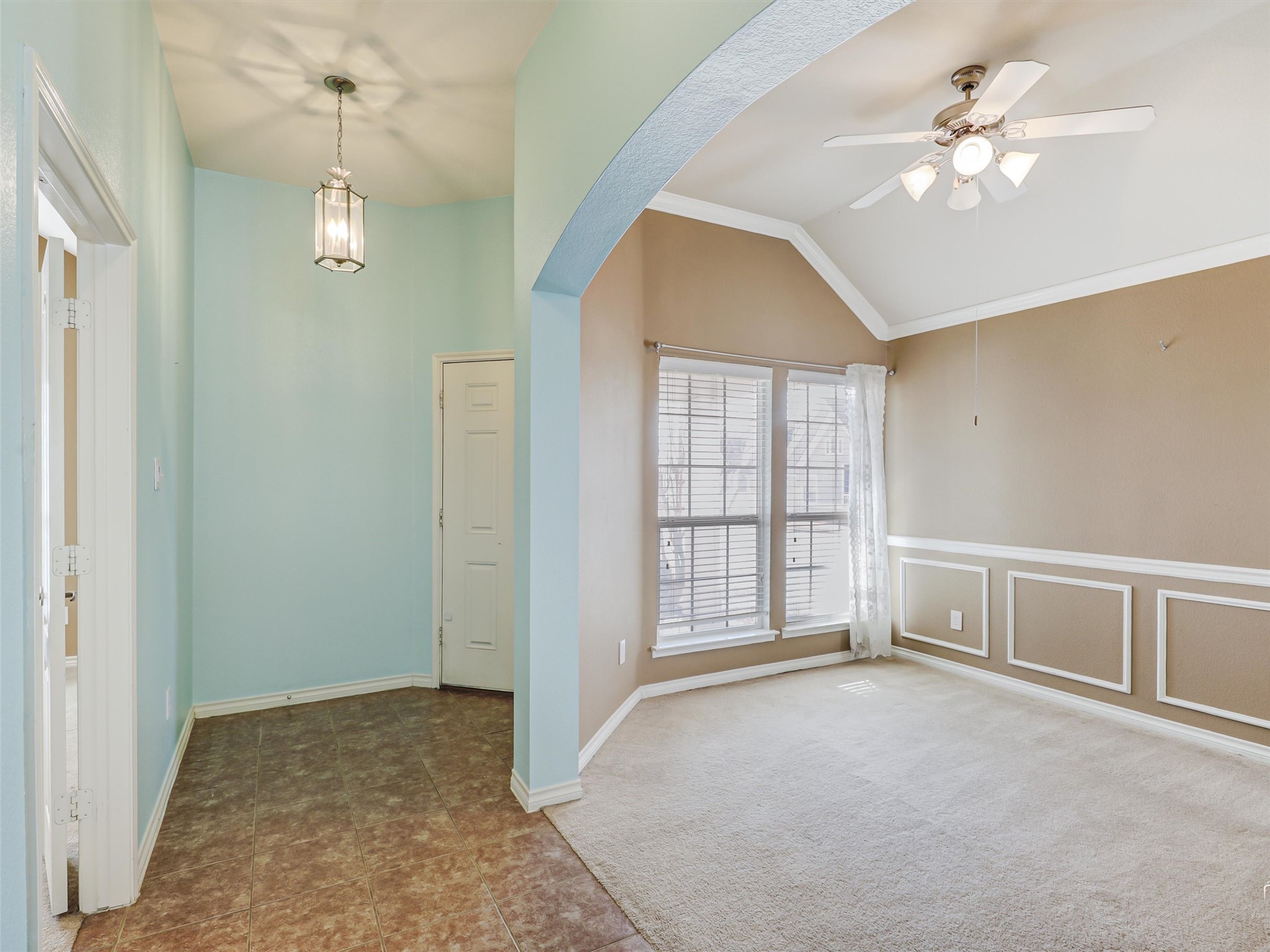 1201 Hayden Lane