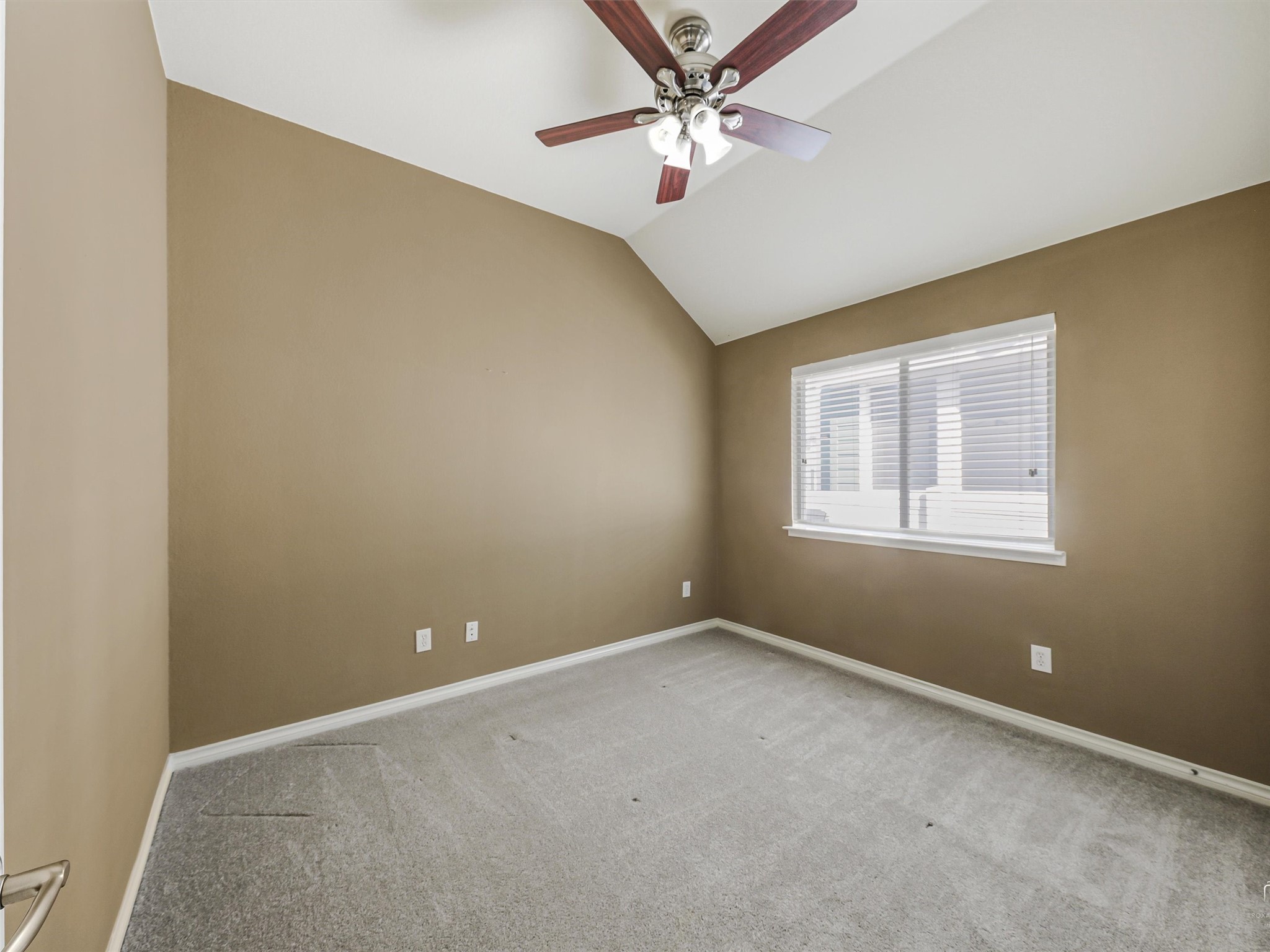 1201 Hayden Lane