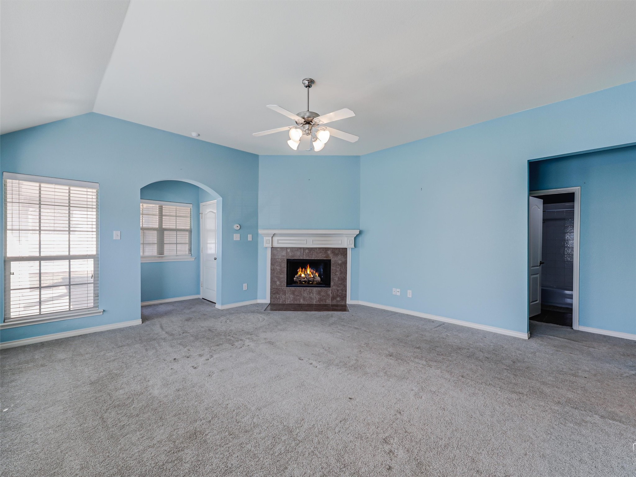 1201 Hayden Lane