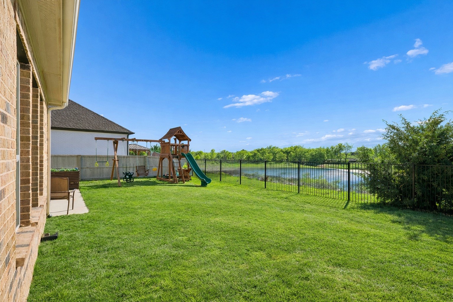 3005 Walker Way
