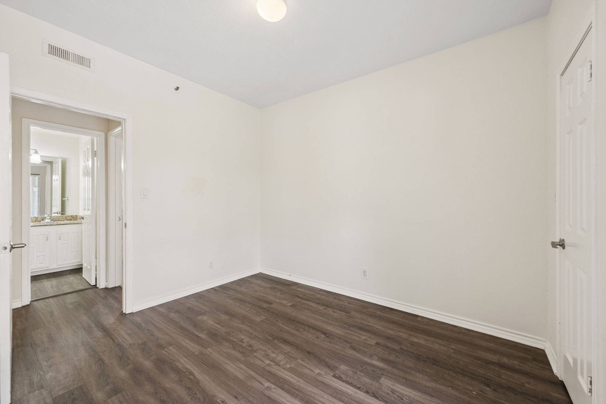 3105 San Jacinto Street 220