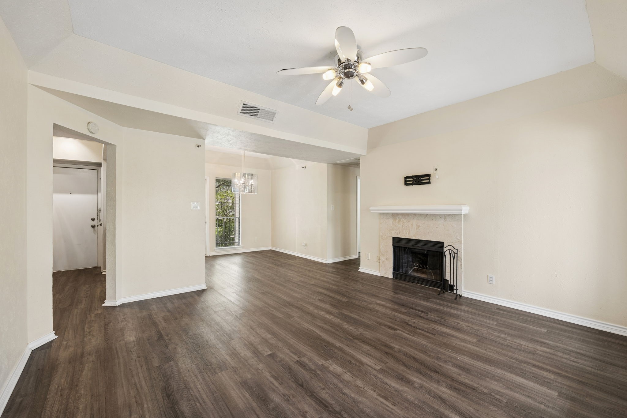 3105 San Jacinto Street 220