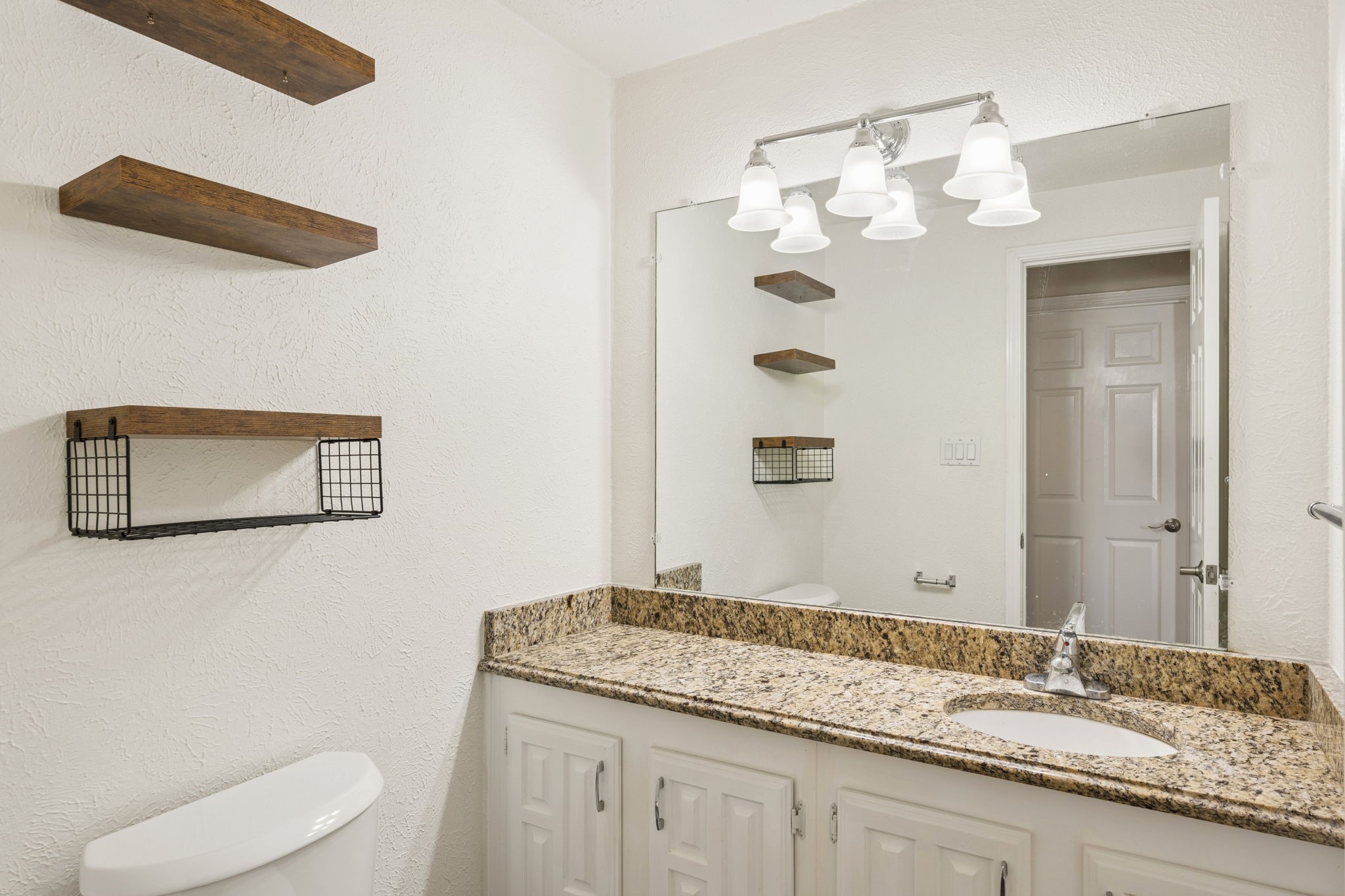 3105 San Jacinto Street 220