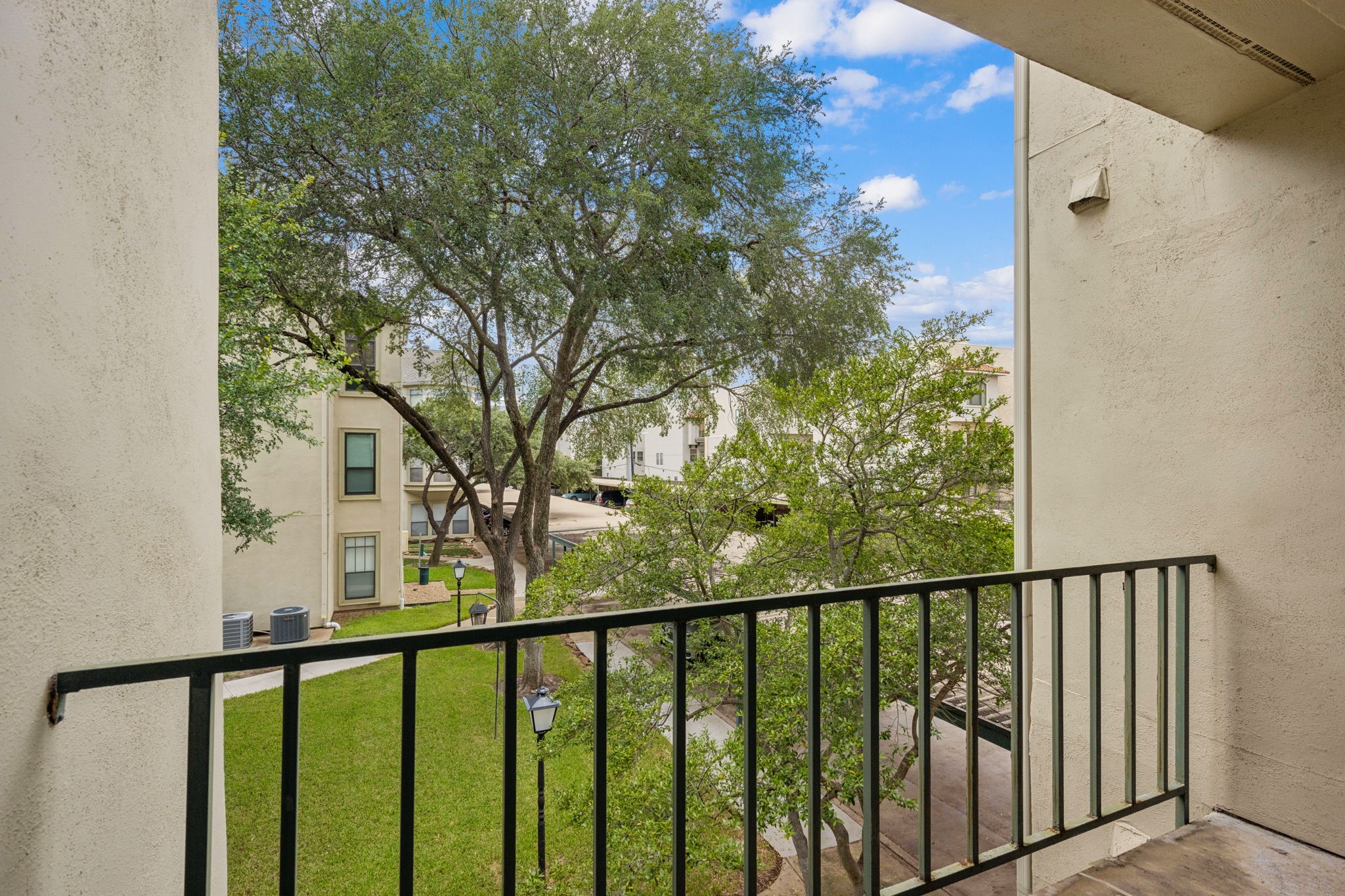 3105 San Jacinto Street 220
