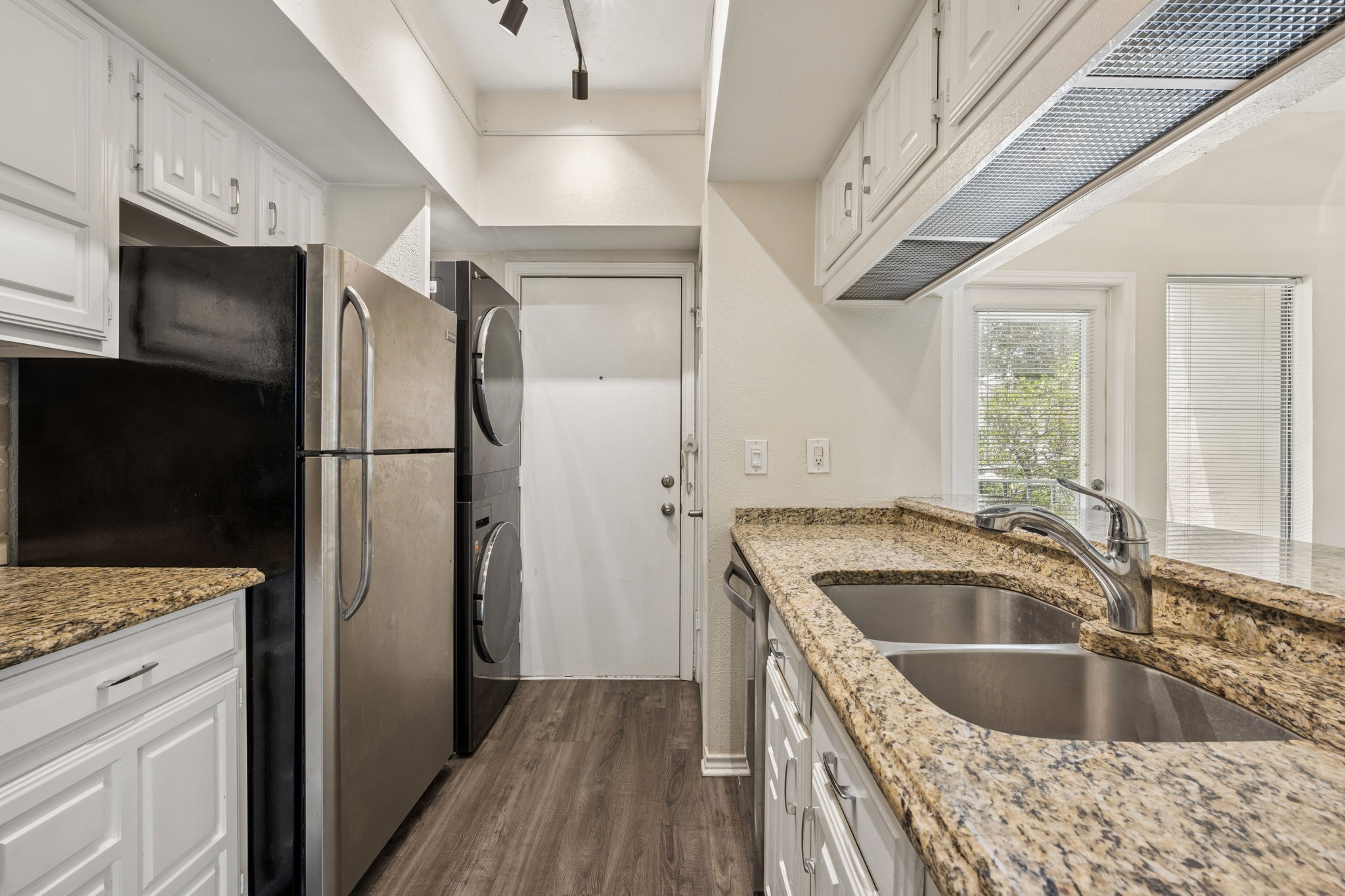 3105 San Jacinto Street 220