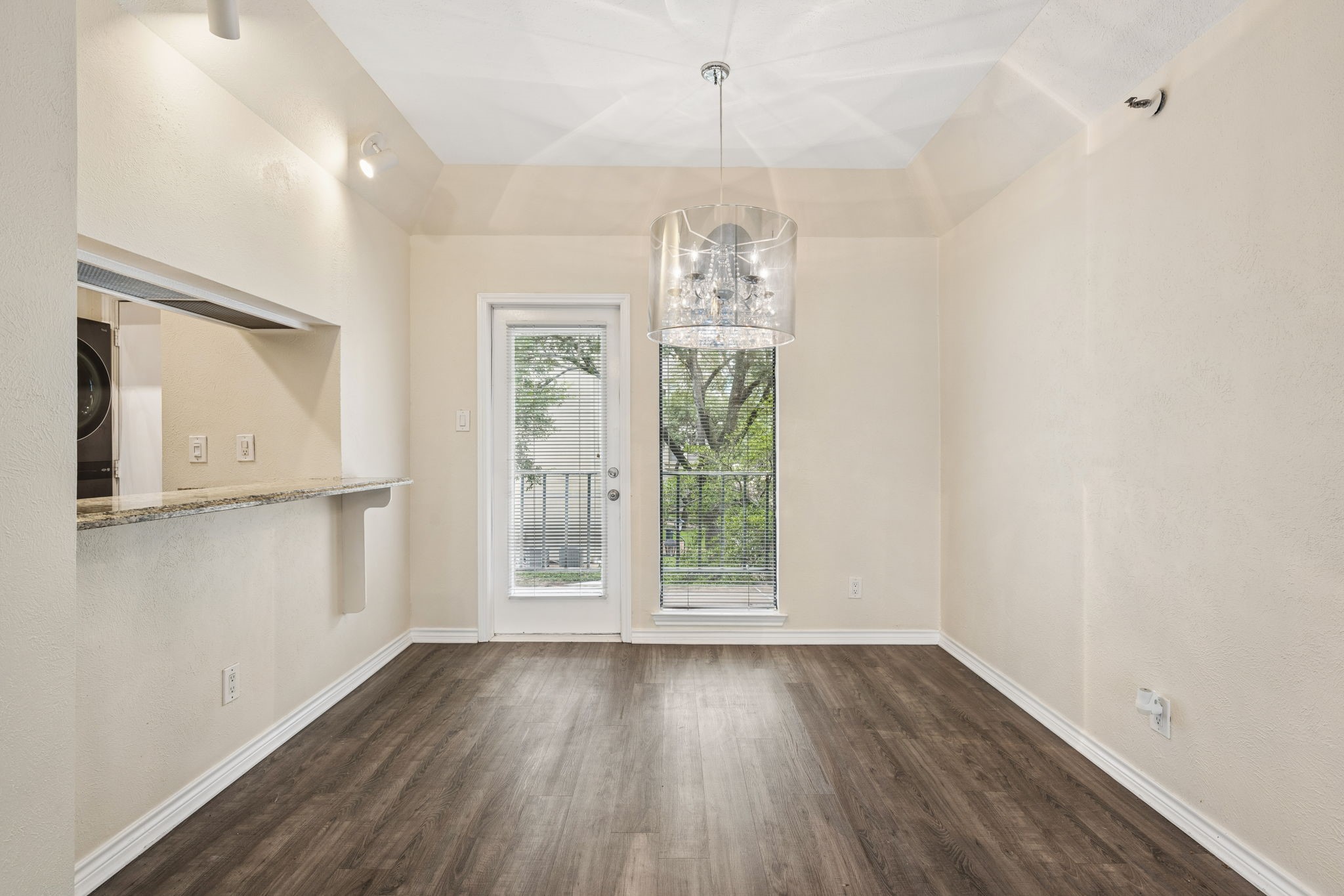 3105 San Jacinto Street 220