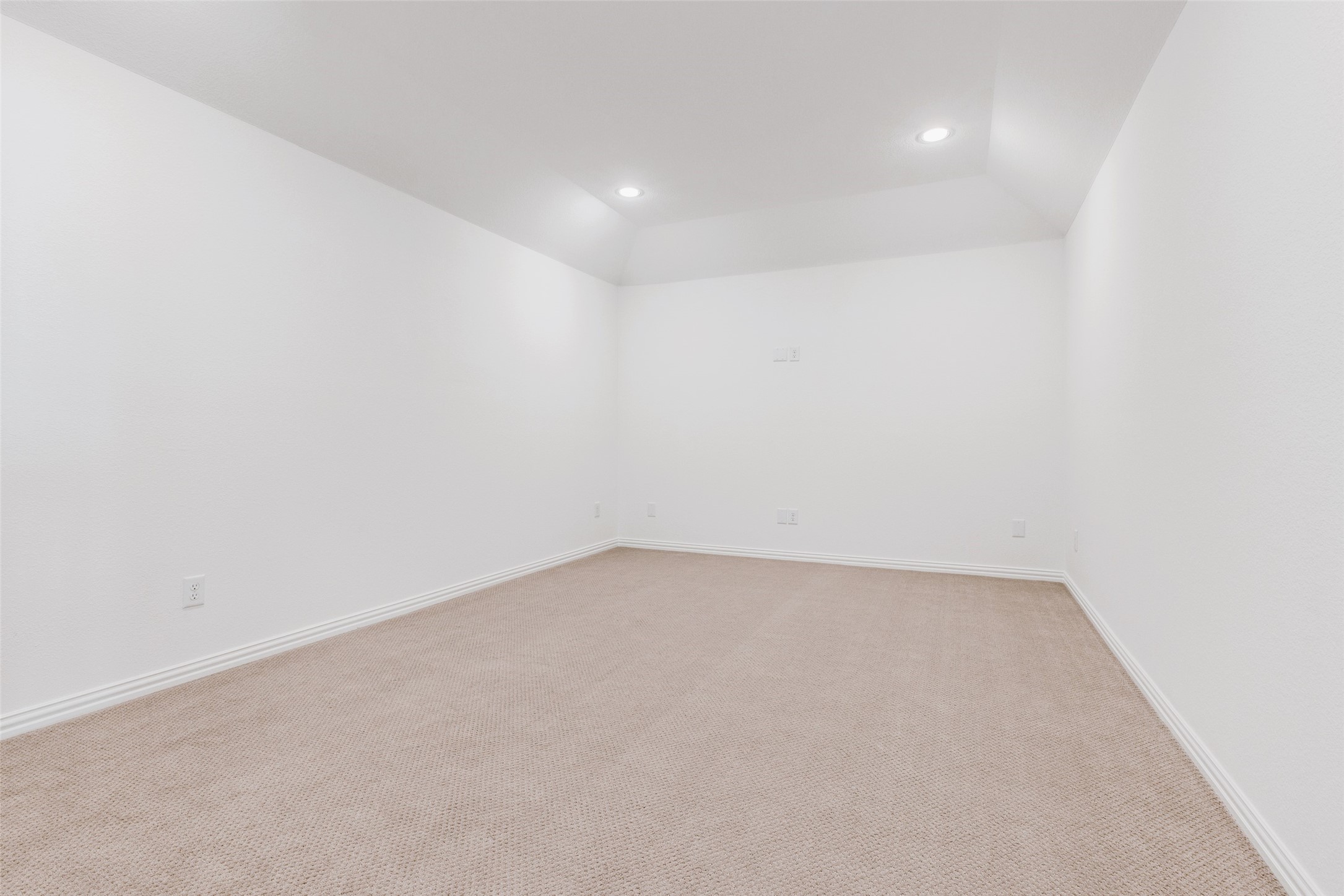 4221 Sandhills Lane