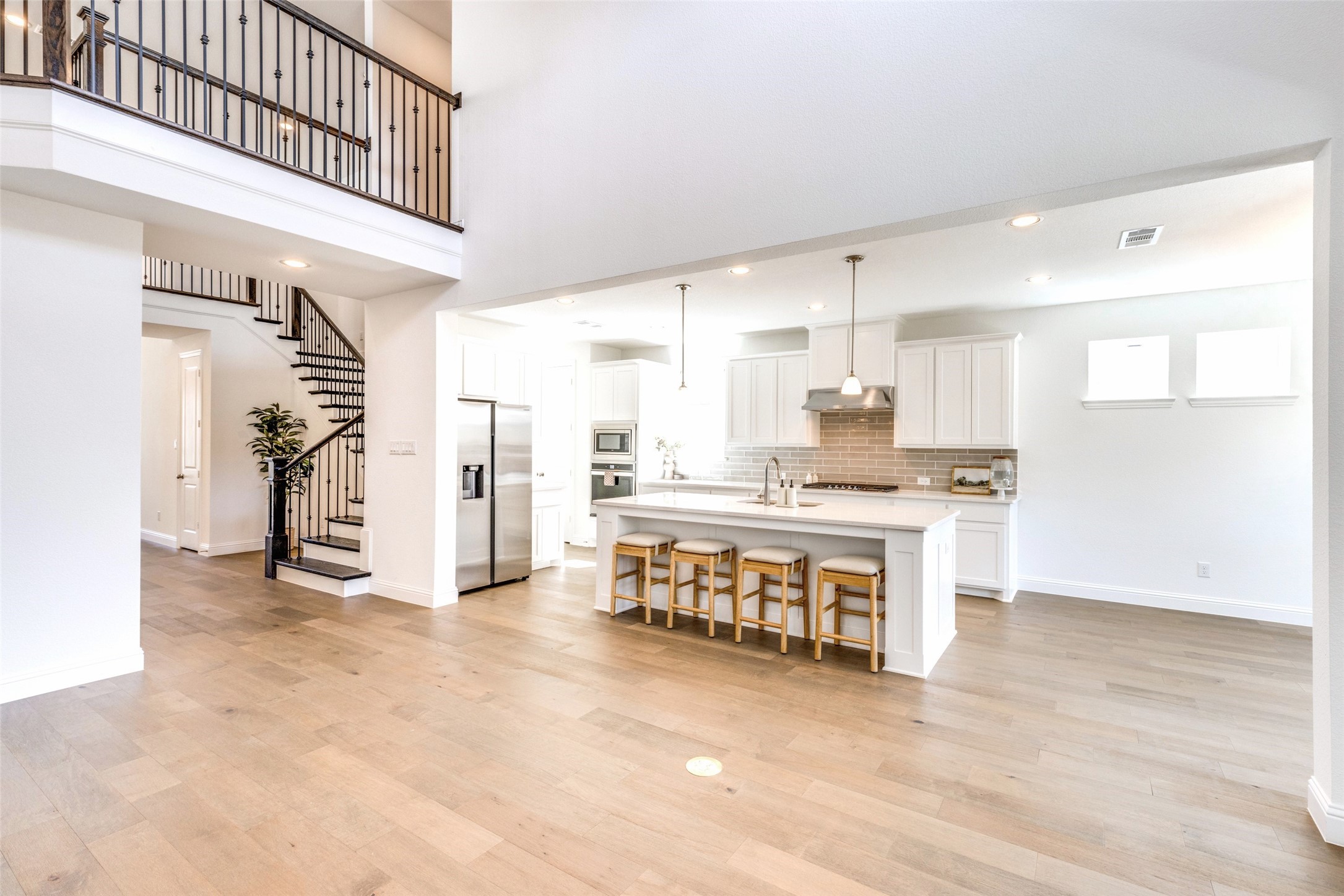4221 Sandhills Lane