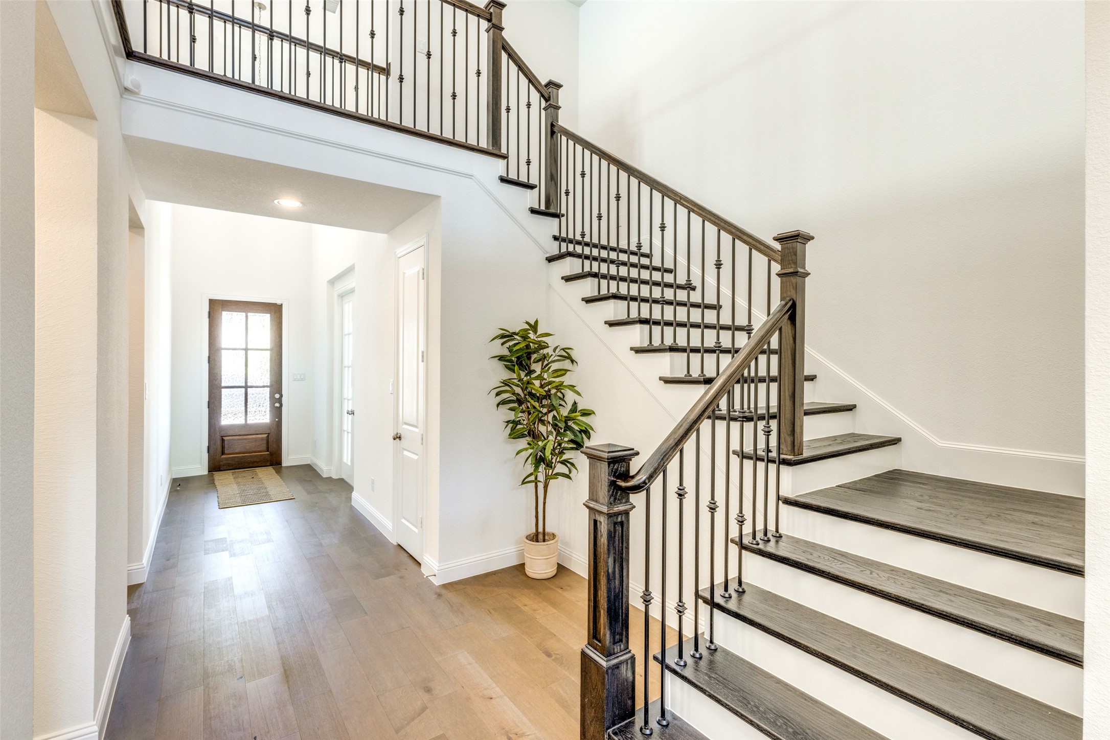 4221 Sandhills Lane