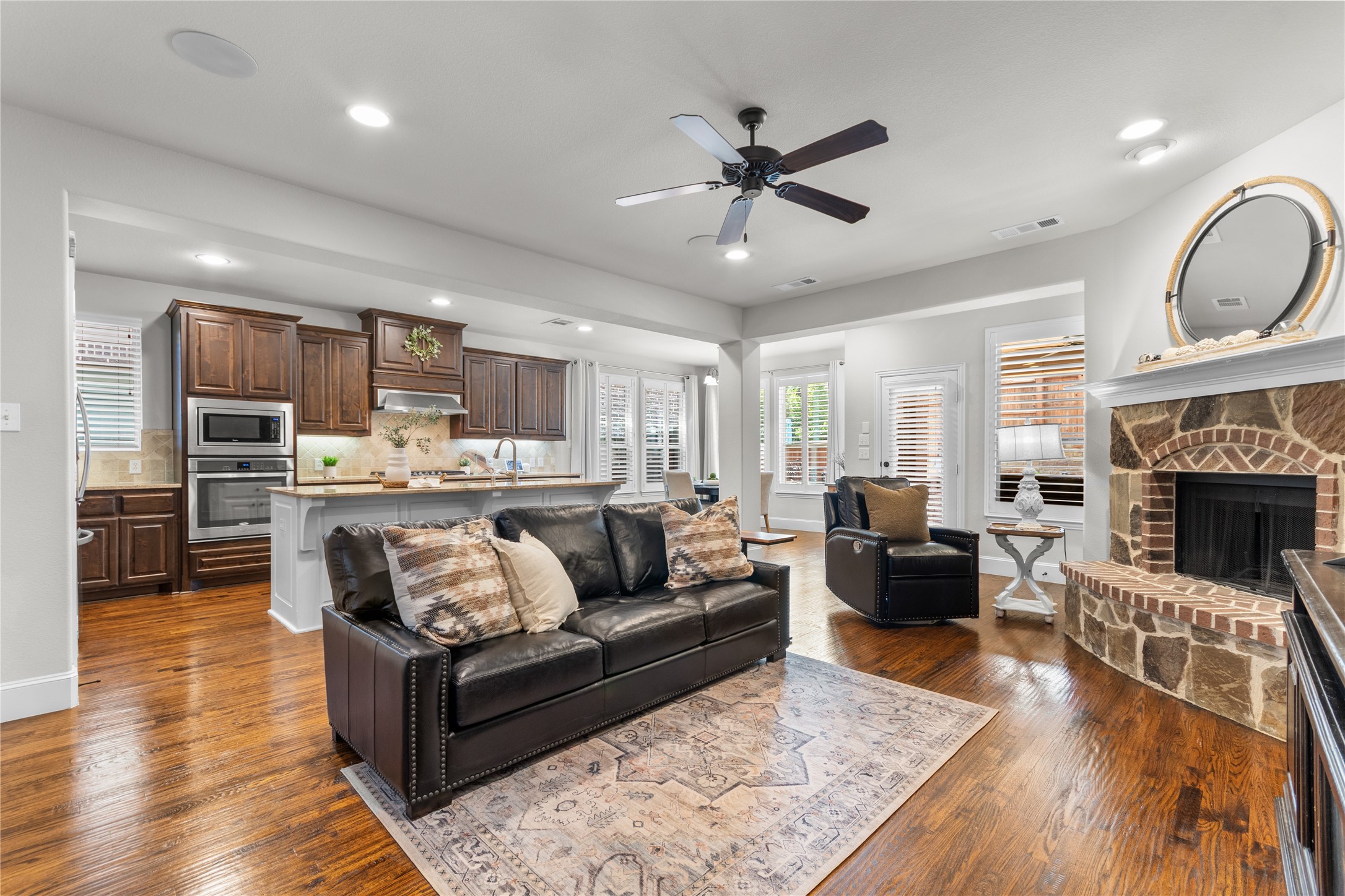 1616 Golf Club Drive