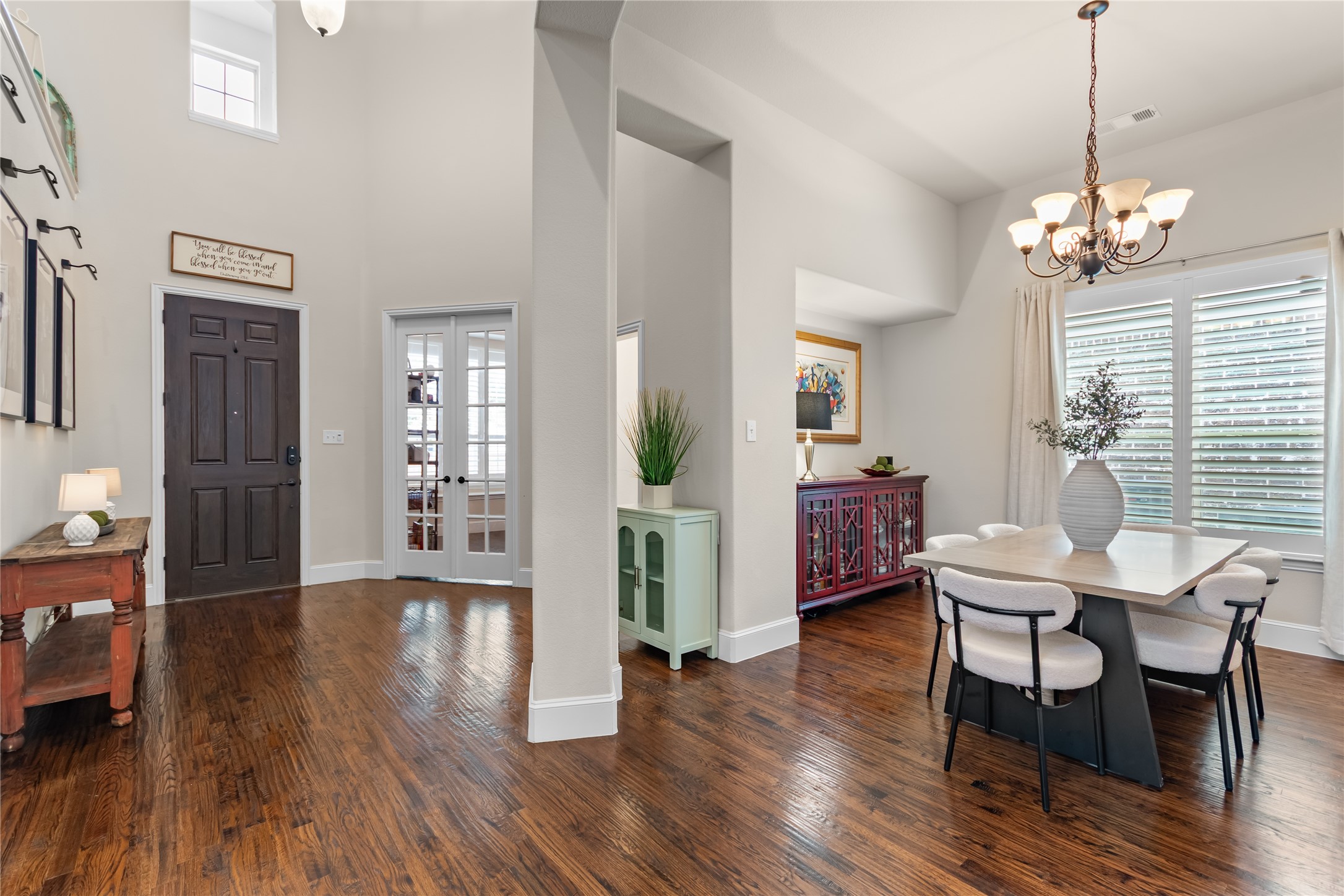 1616 Golf Club Drive