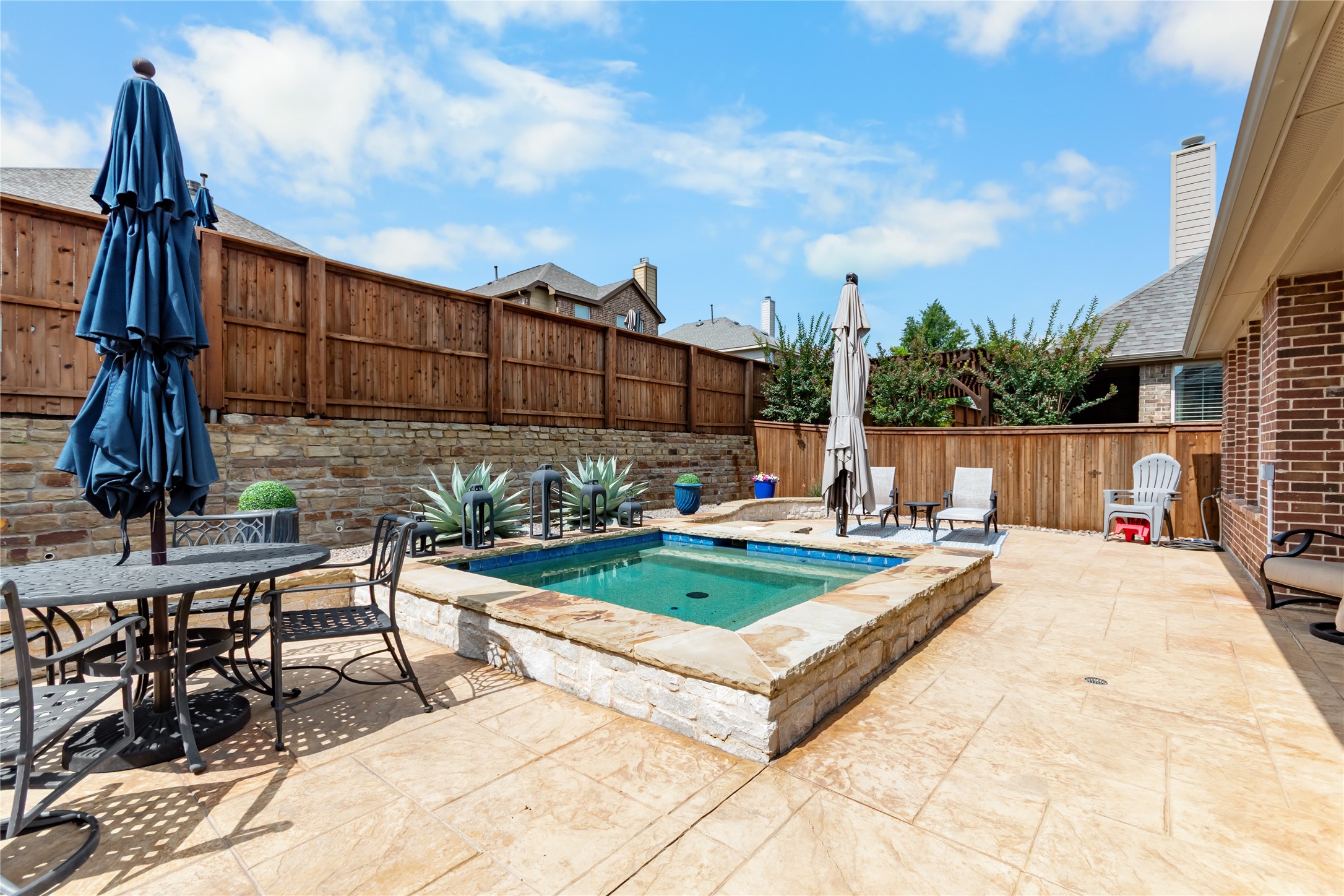 1616 Golf Club Drive