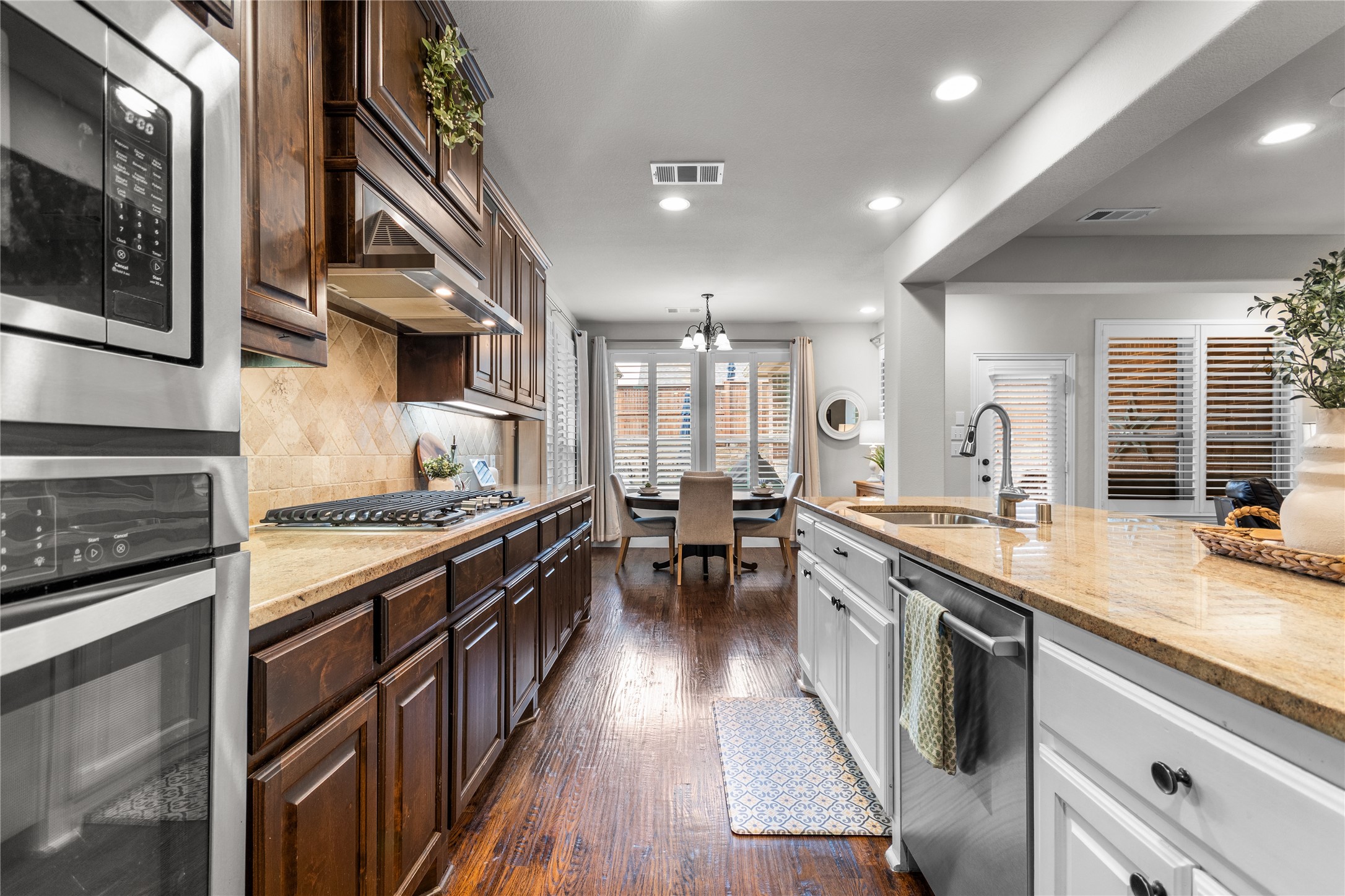 1616 Golf Club Drive