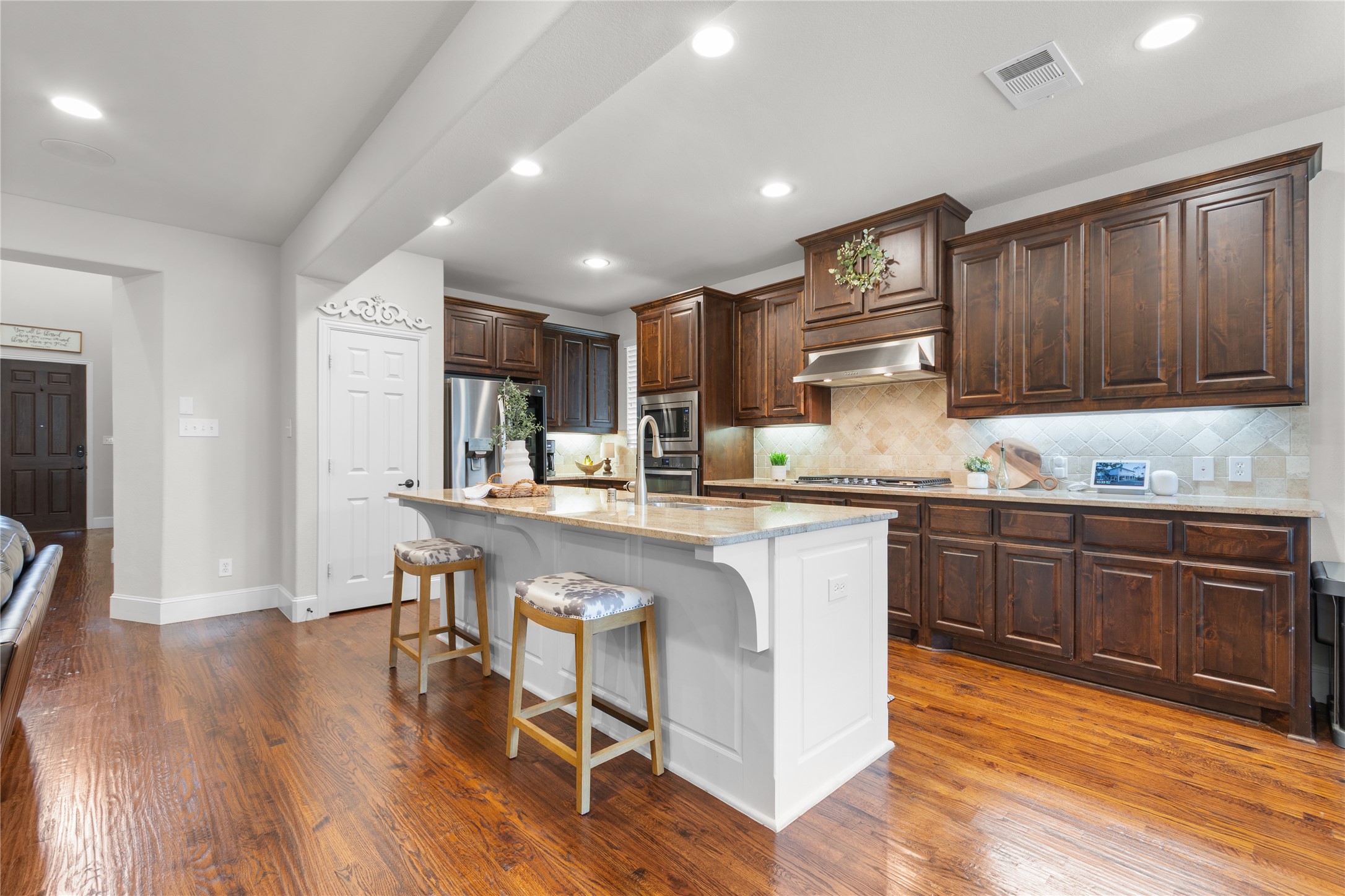 1616 Golf Club Drive