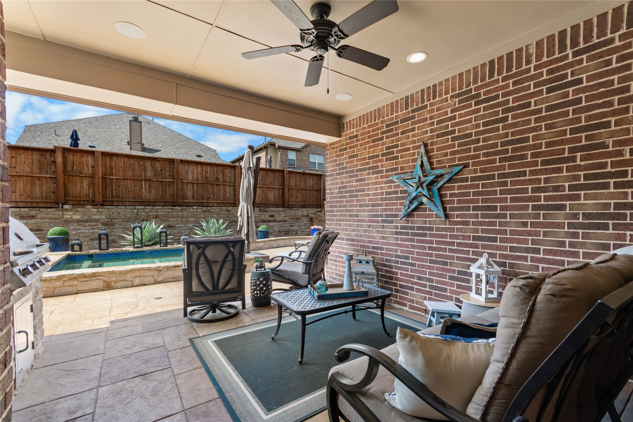 1616 Golf Club Drive