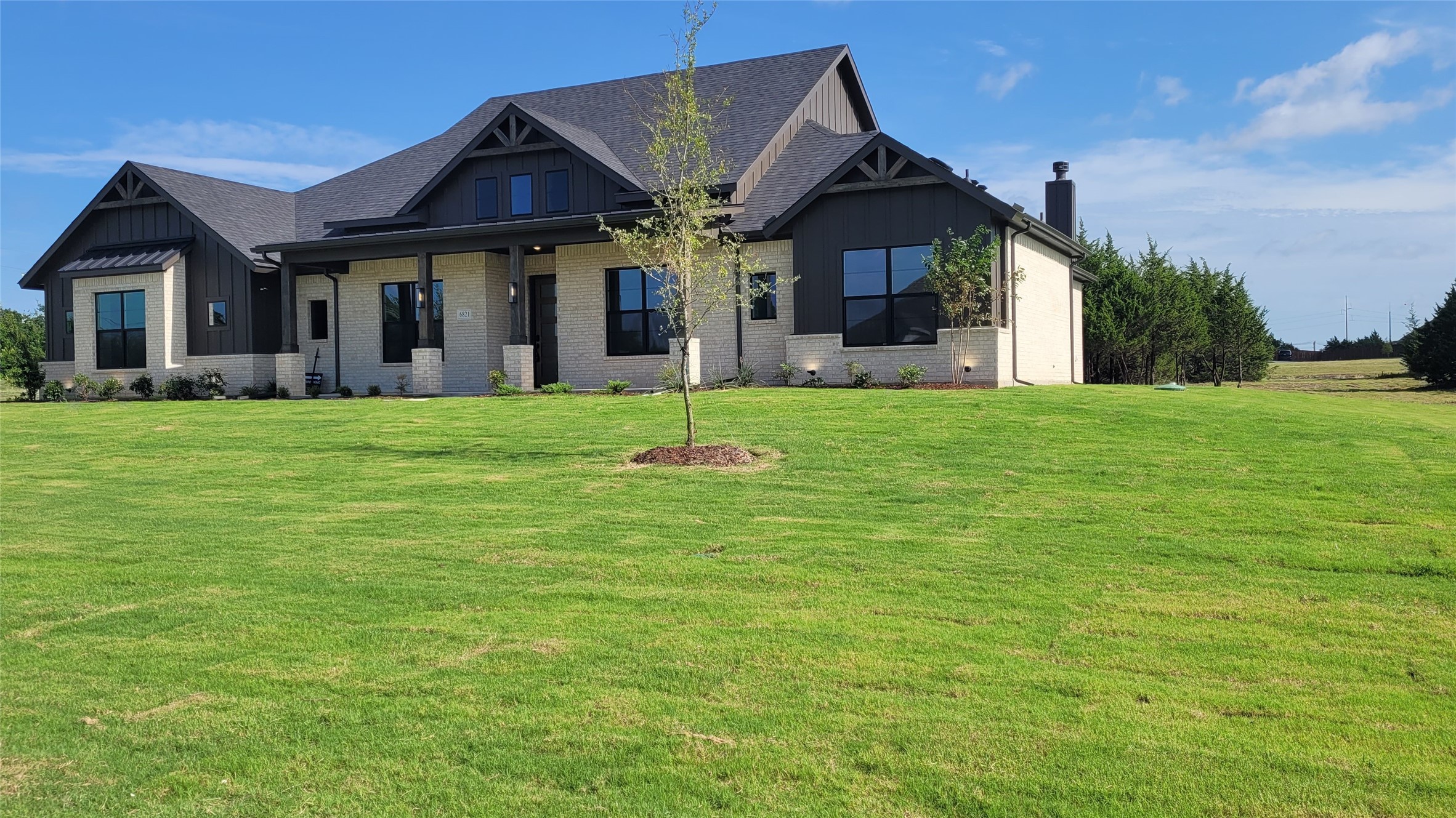 6821 Southrock Drive