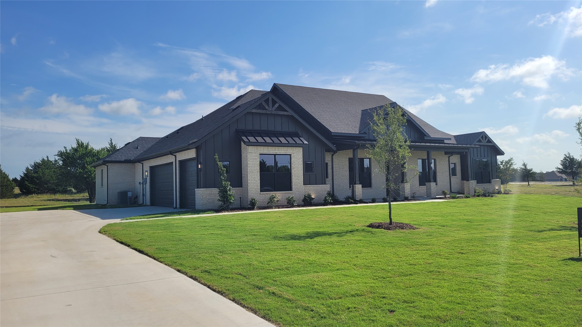 6821 Southrock Drive