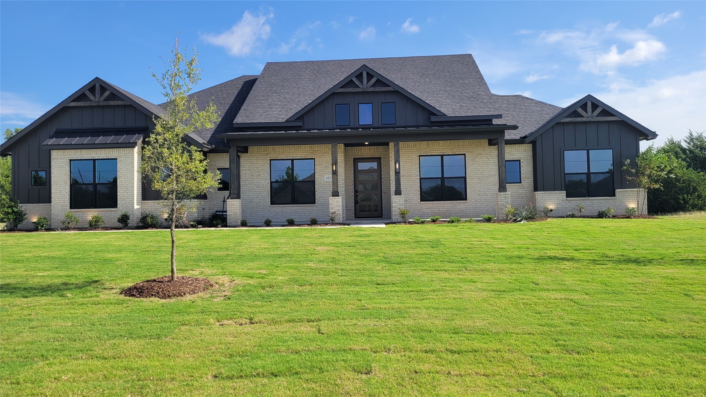 6821 Southrock Drive