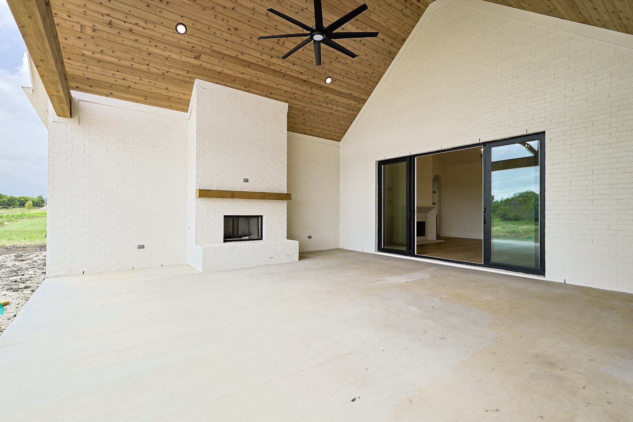 5028 Frost Creek