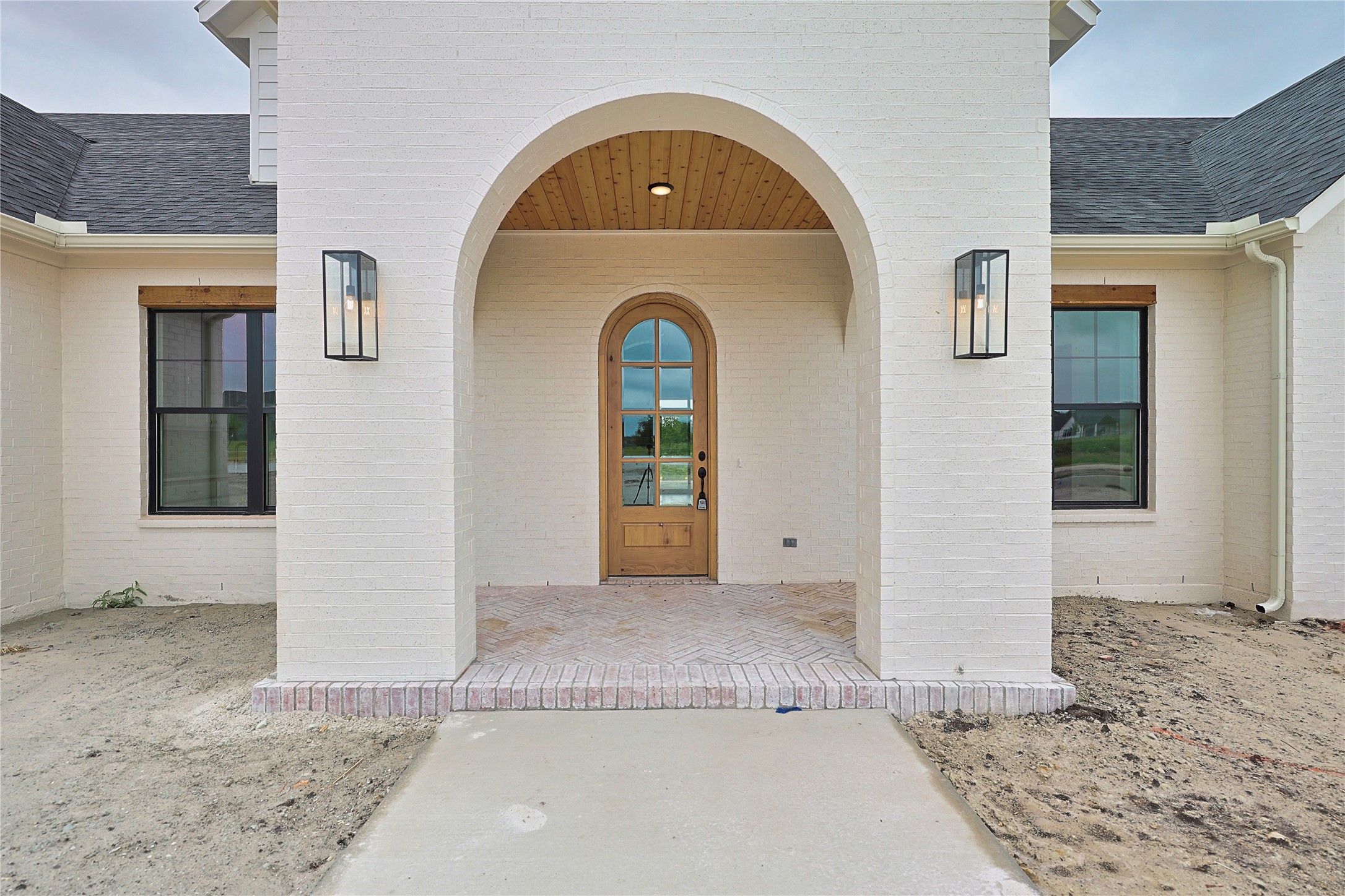 5028 Frost Creek