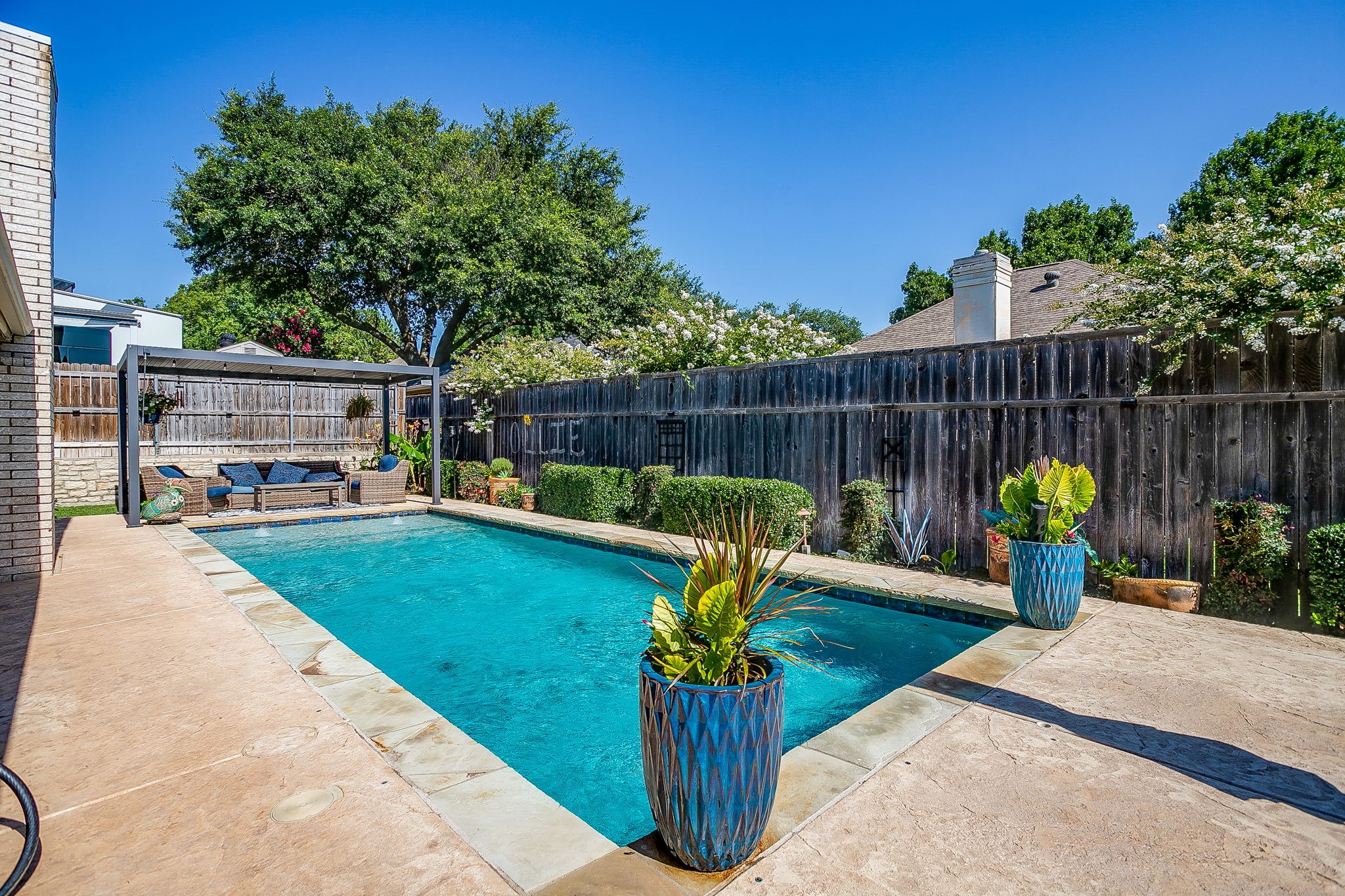 909 Overton Drive