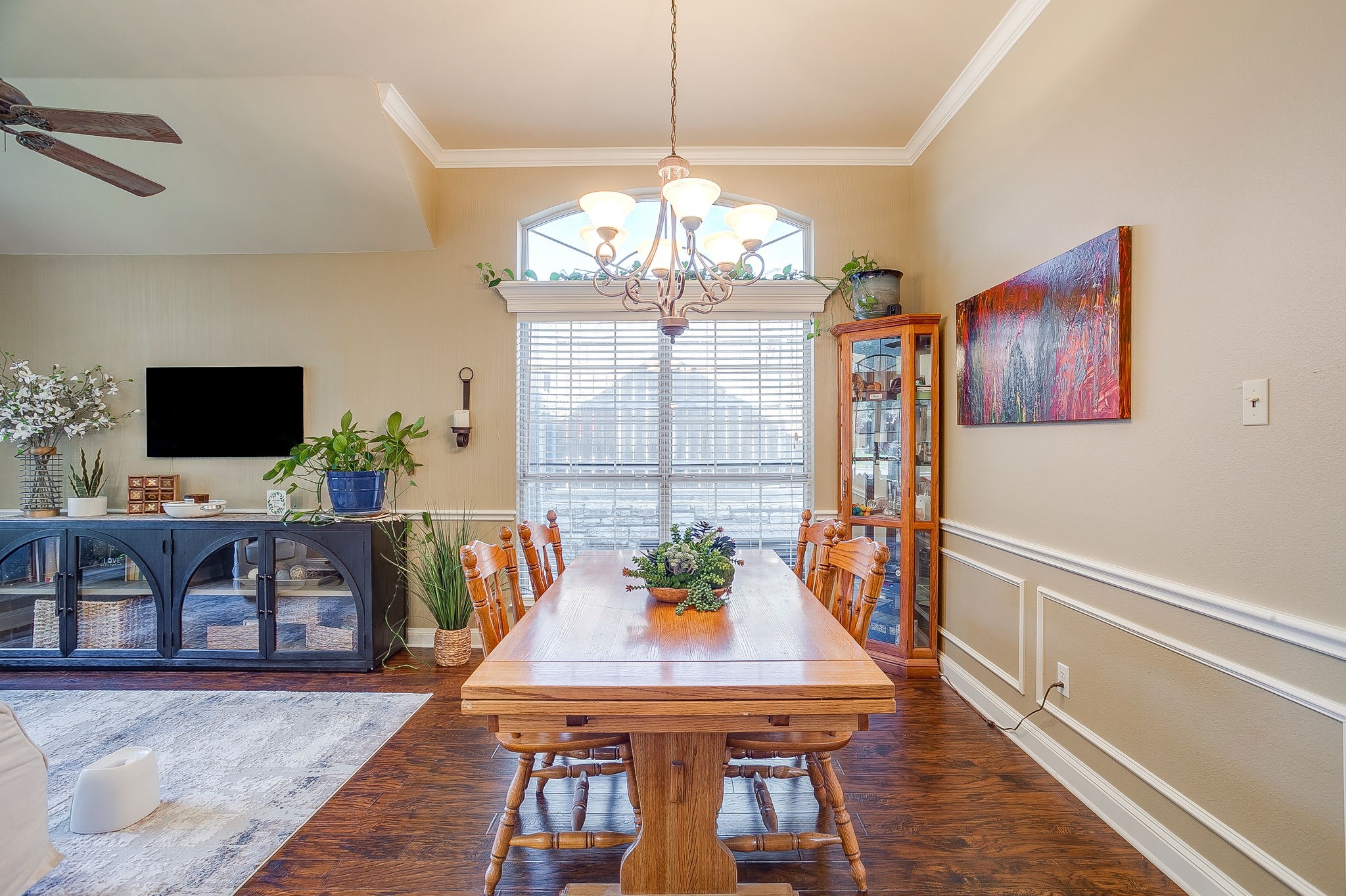 909 Overton Drive