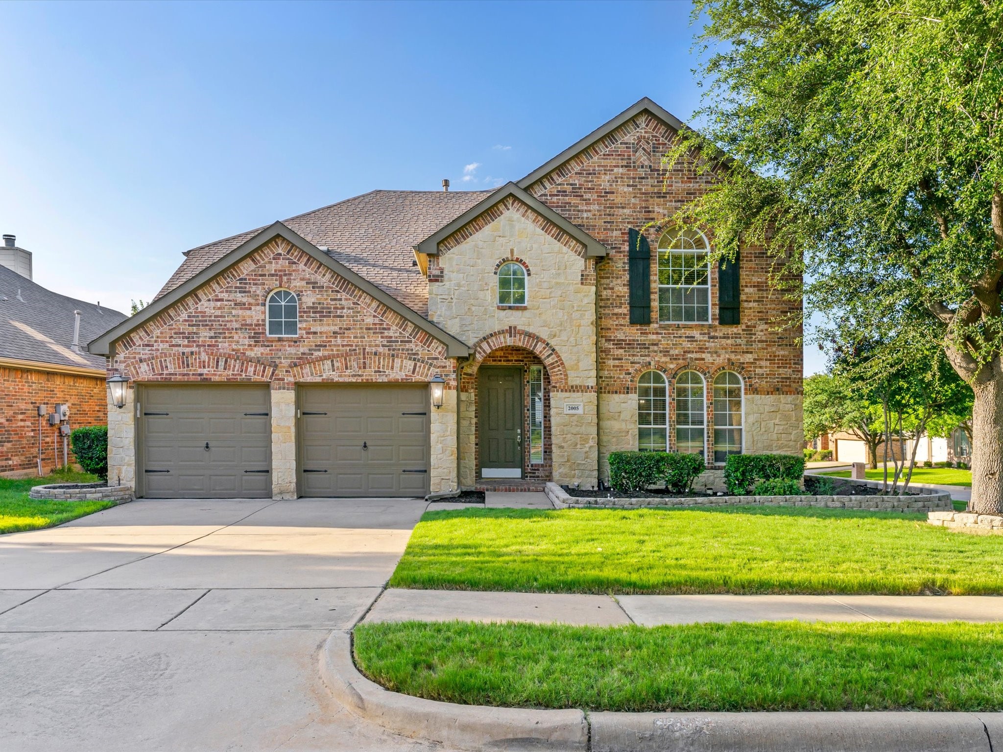 2005 Old York Drive