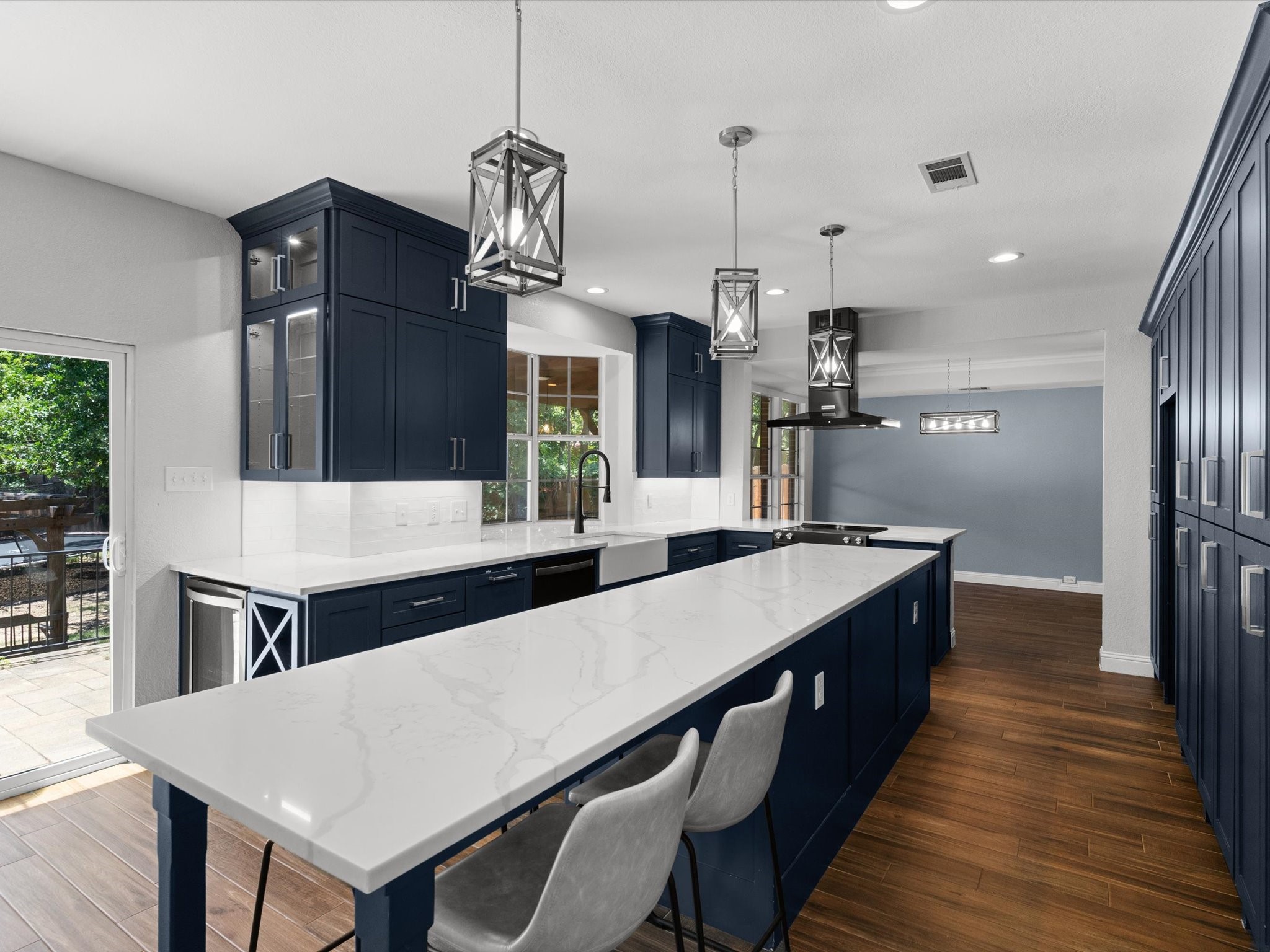 3573 Boxwood Drive