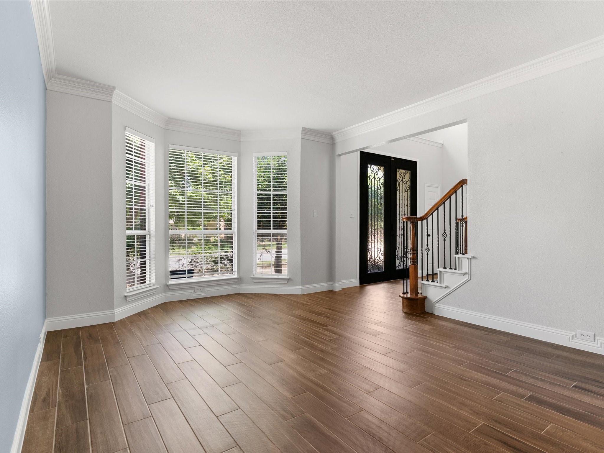 3573 Boxwood Drive