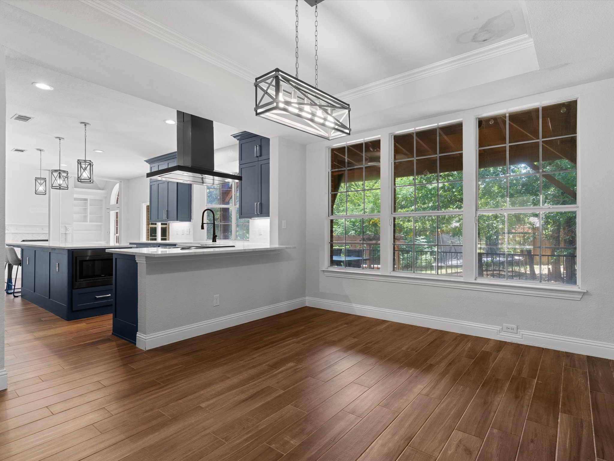 3573 Boxwood Drive