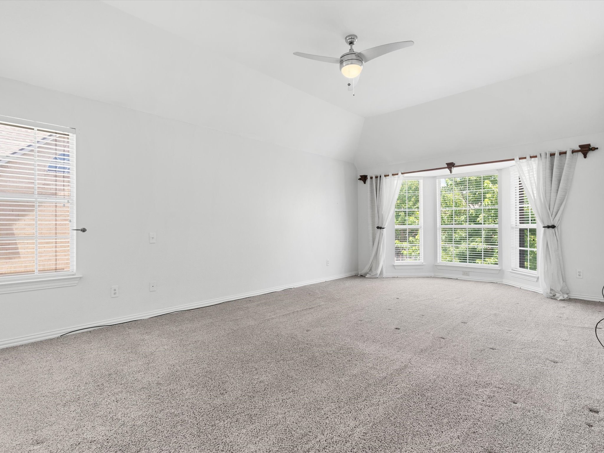 3573 Boxwood Drive