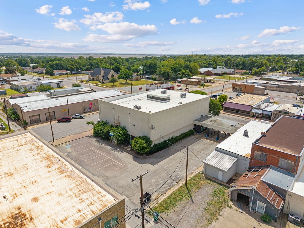 317 E 3rd Street