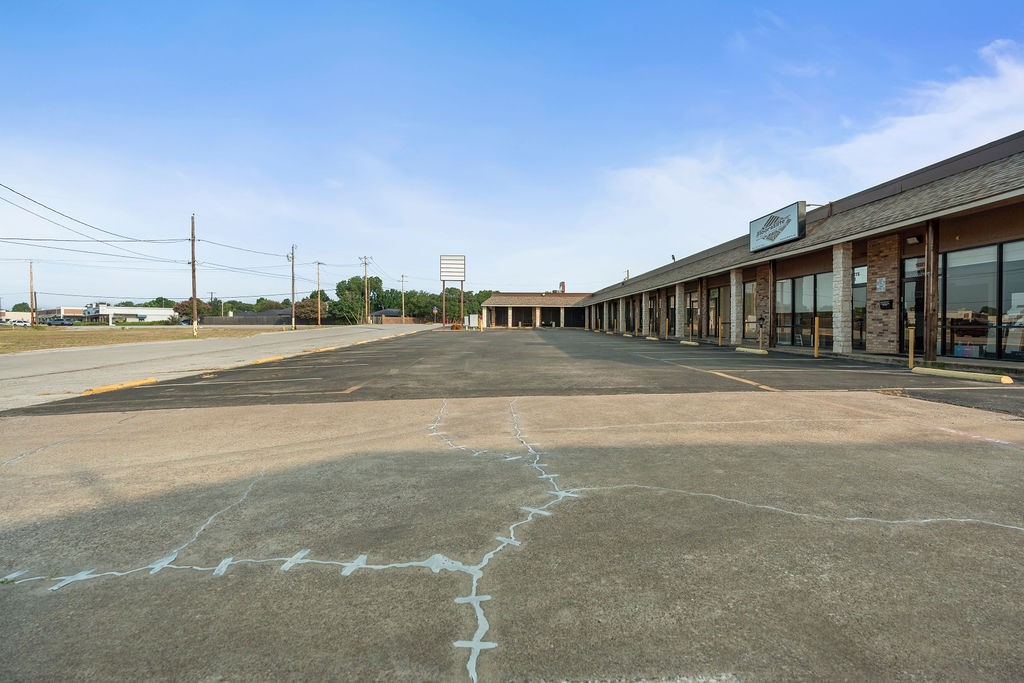 4121 Colleyville Boulevard