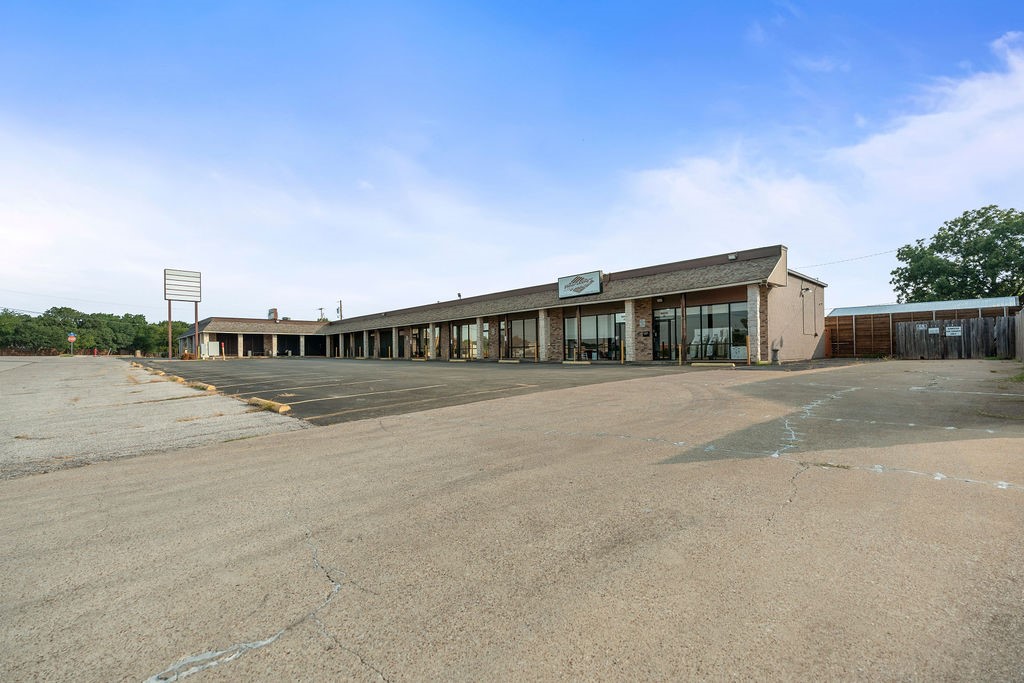 4121 Colleyville Boulevard