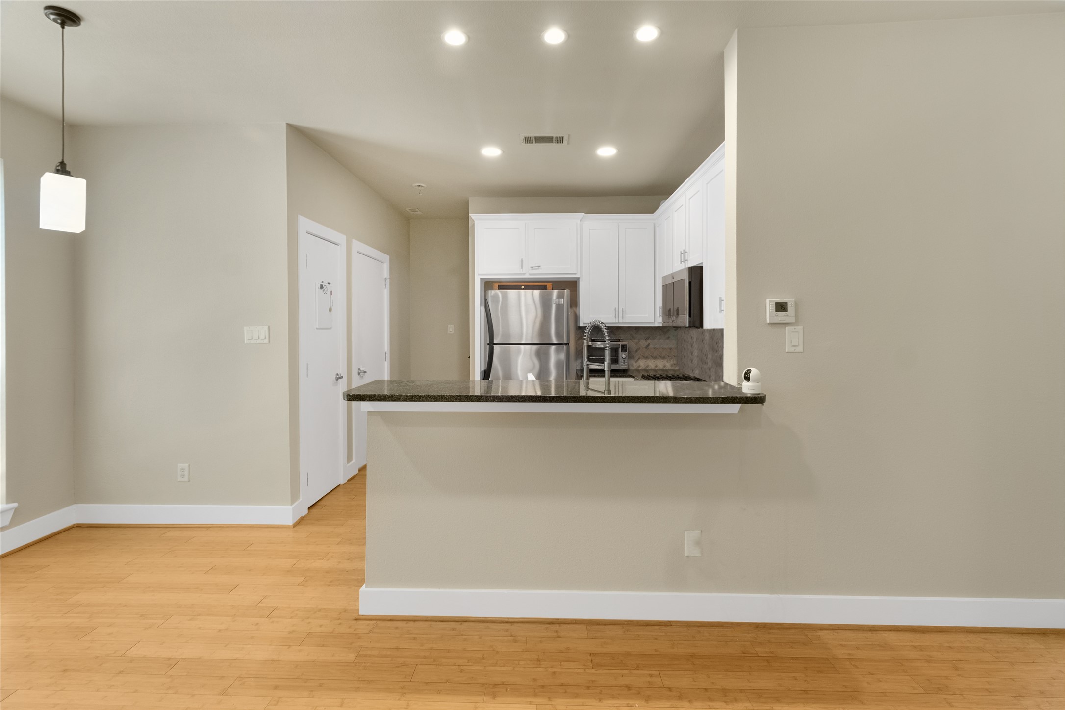3915 Congress Avenue 200