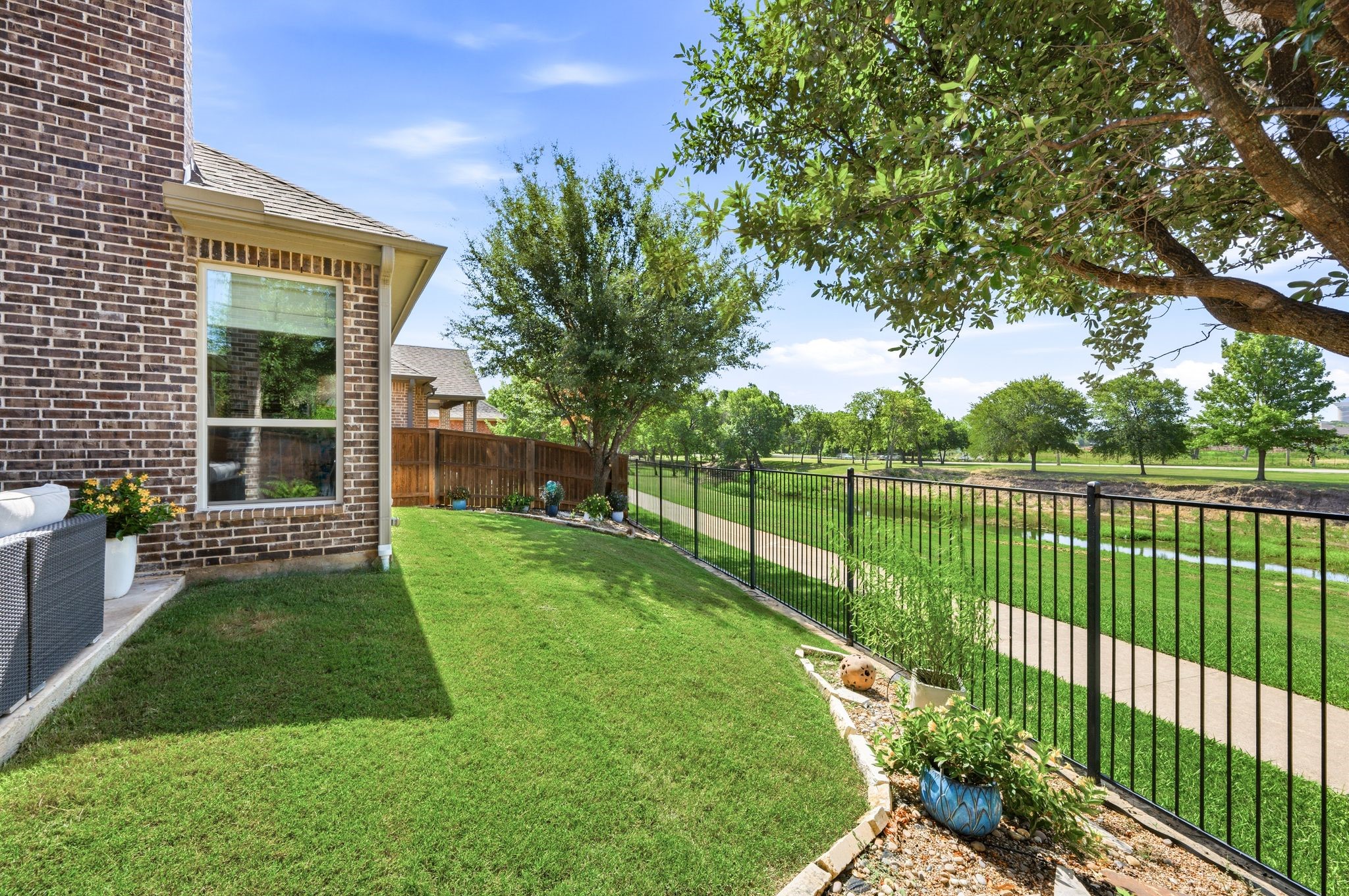 324 Riverdance Way