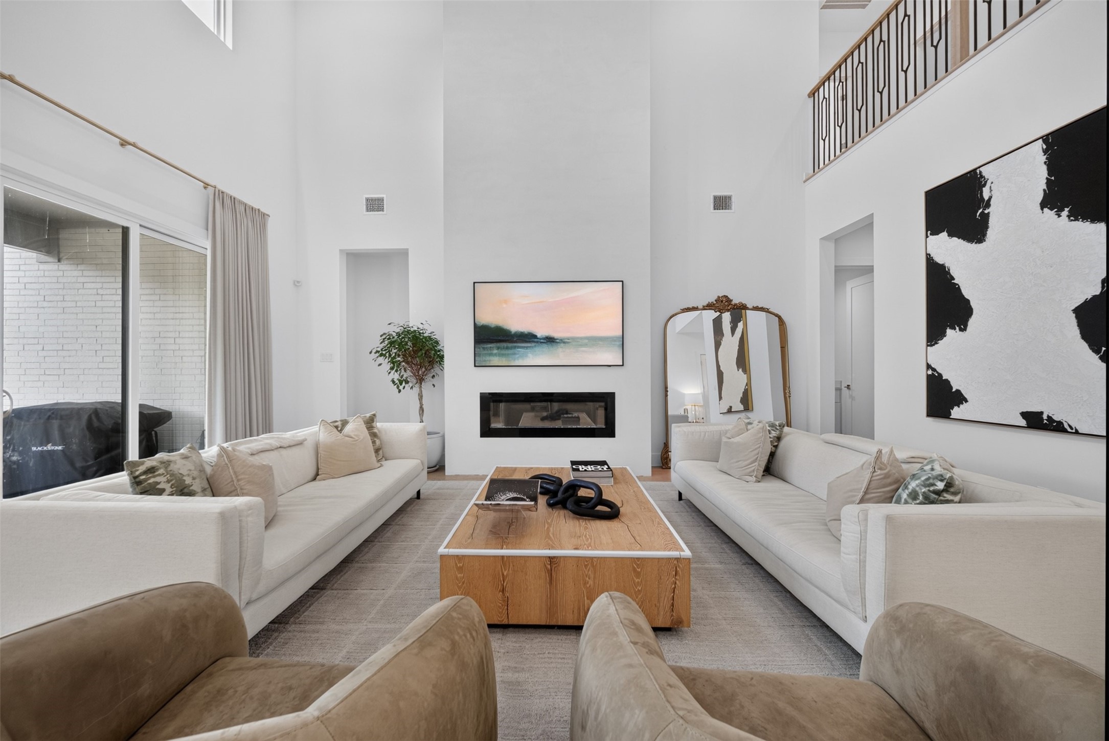 3872 Cortez Drive