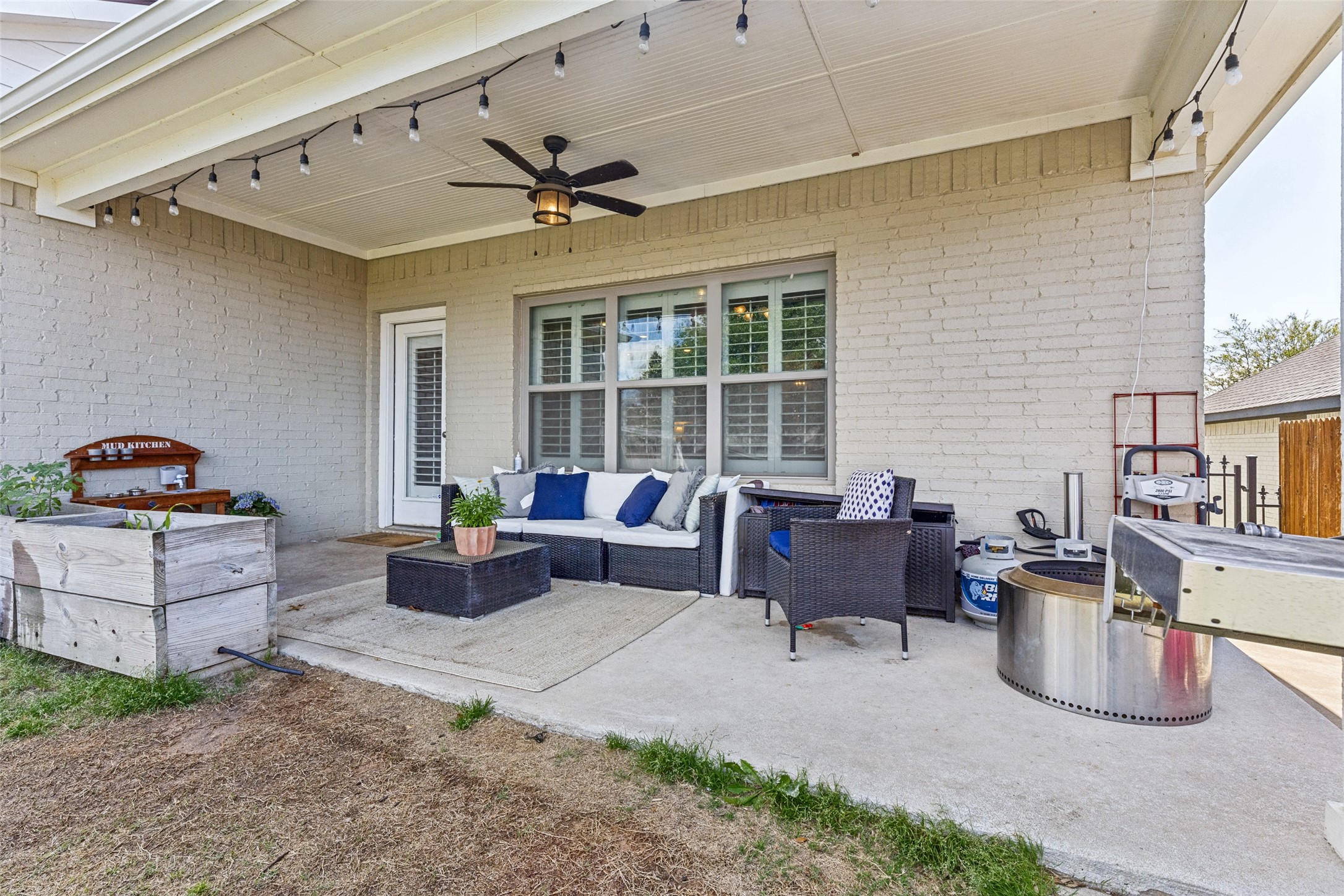 119 Blue Stem Lane