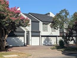 4333 Bowser Avenue 6