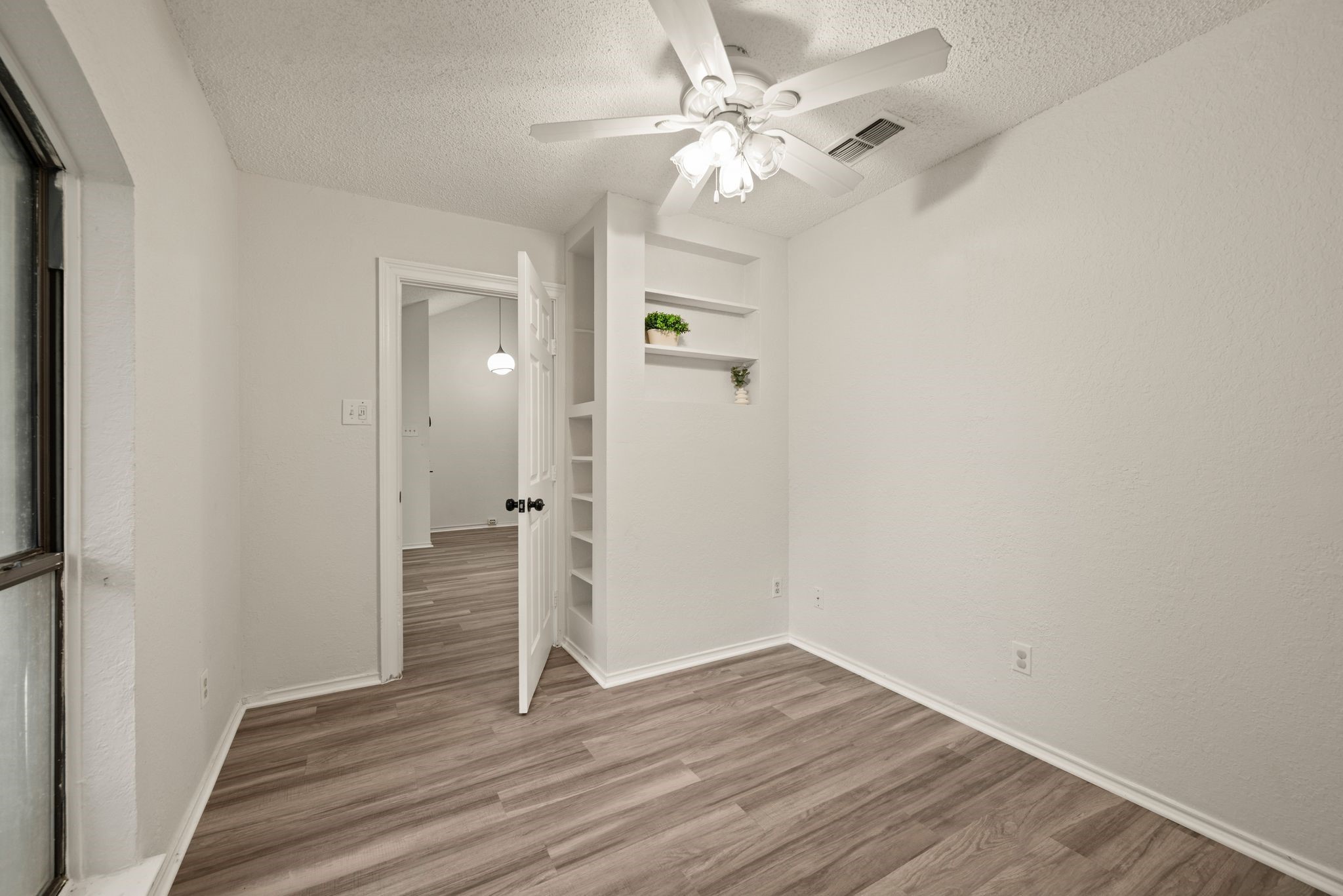 2911 Post Oak Drive