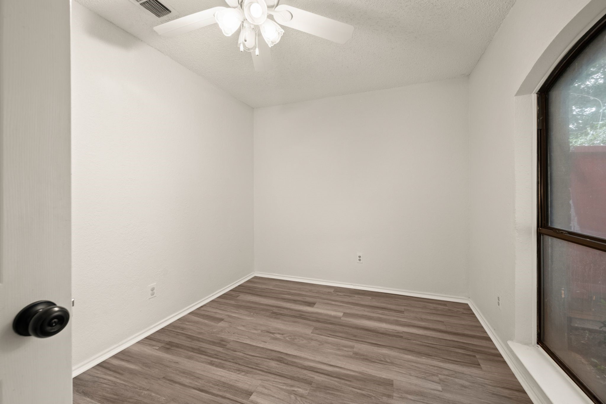 2911 Post Oak Drive