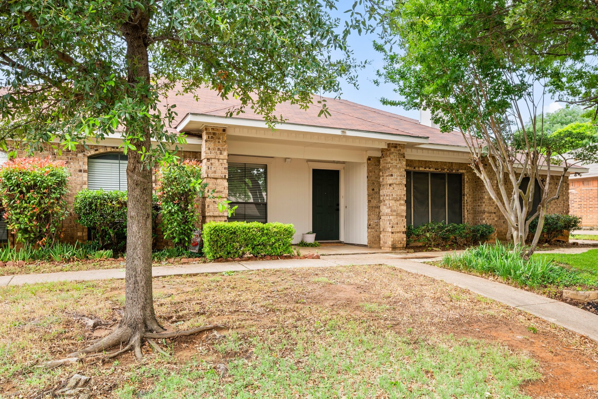2911 Post Oak Drive