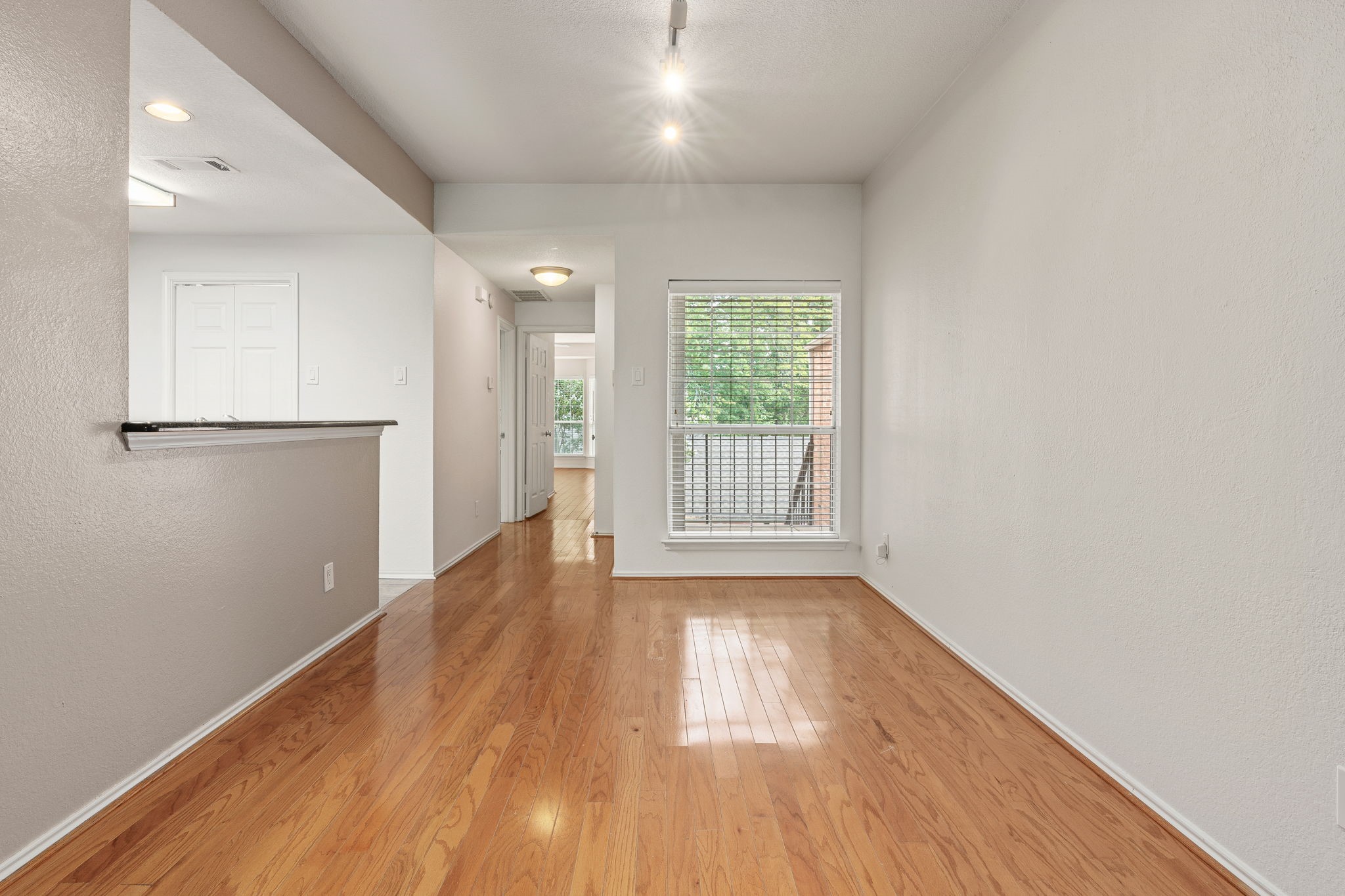 12660 Hillcrest Road 4203