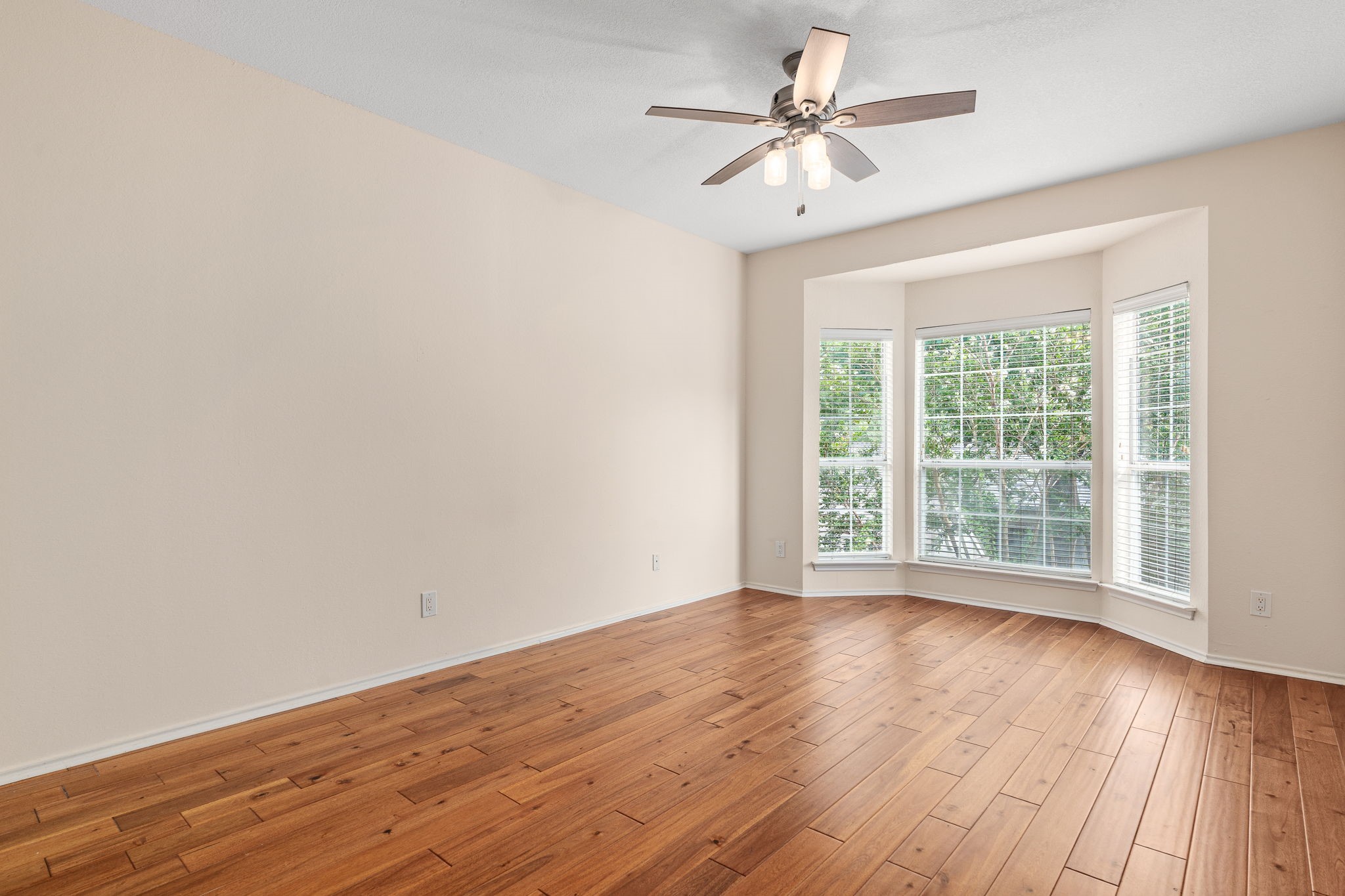 12660 Hillcrest Road 4203