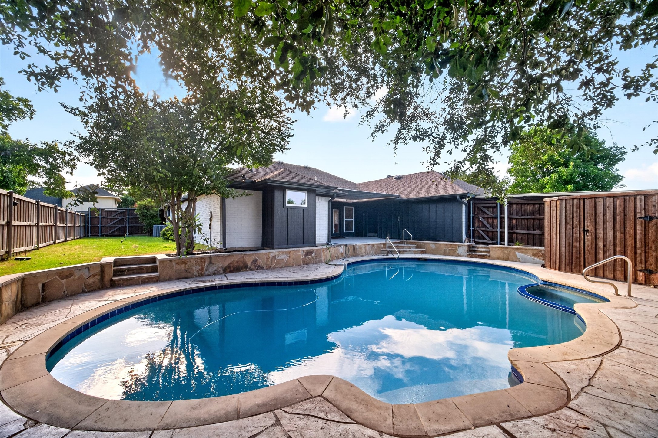 3904 Covinton Lane