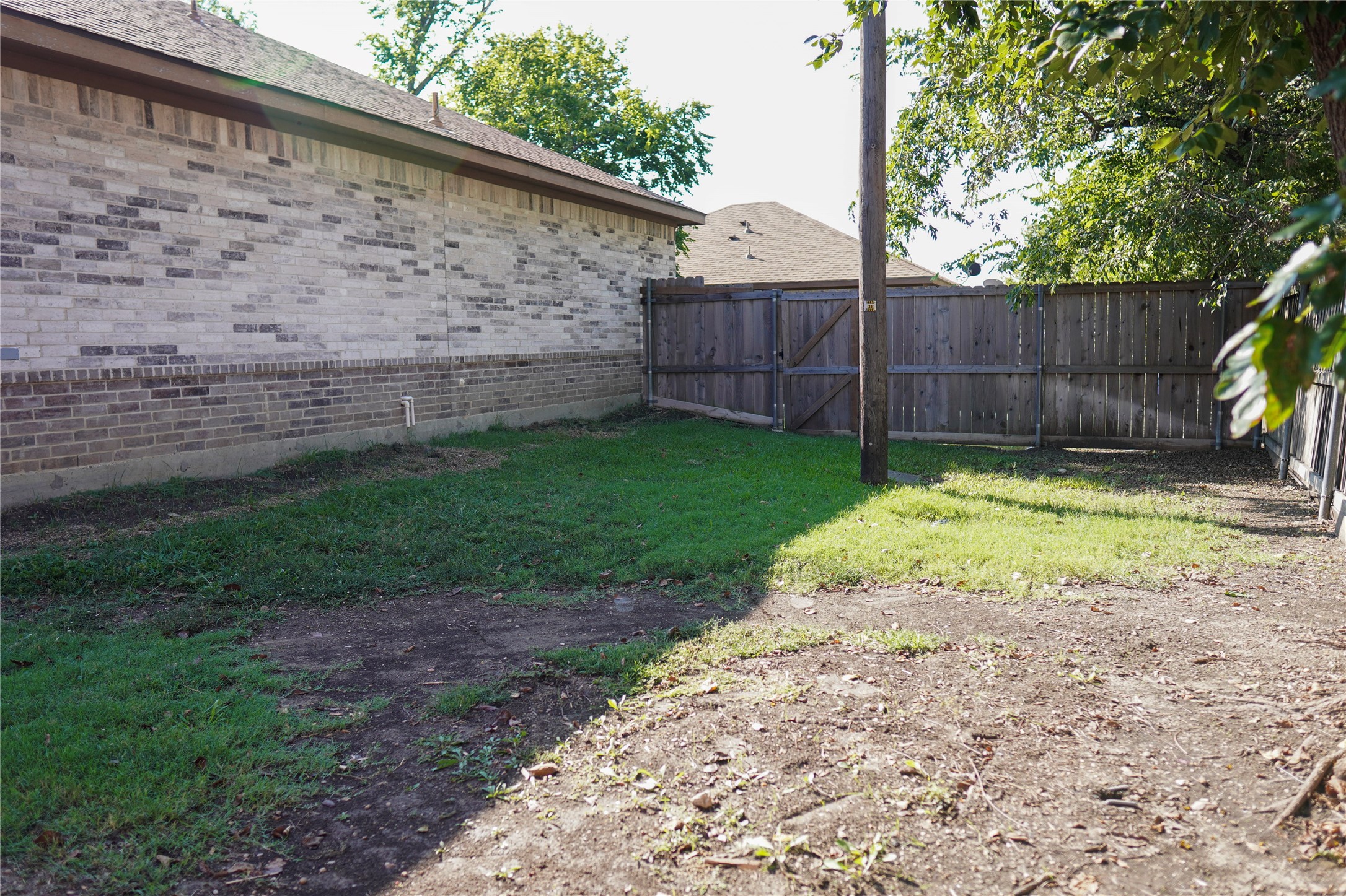 300 S Cottonbelt Avenue 3A