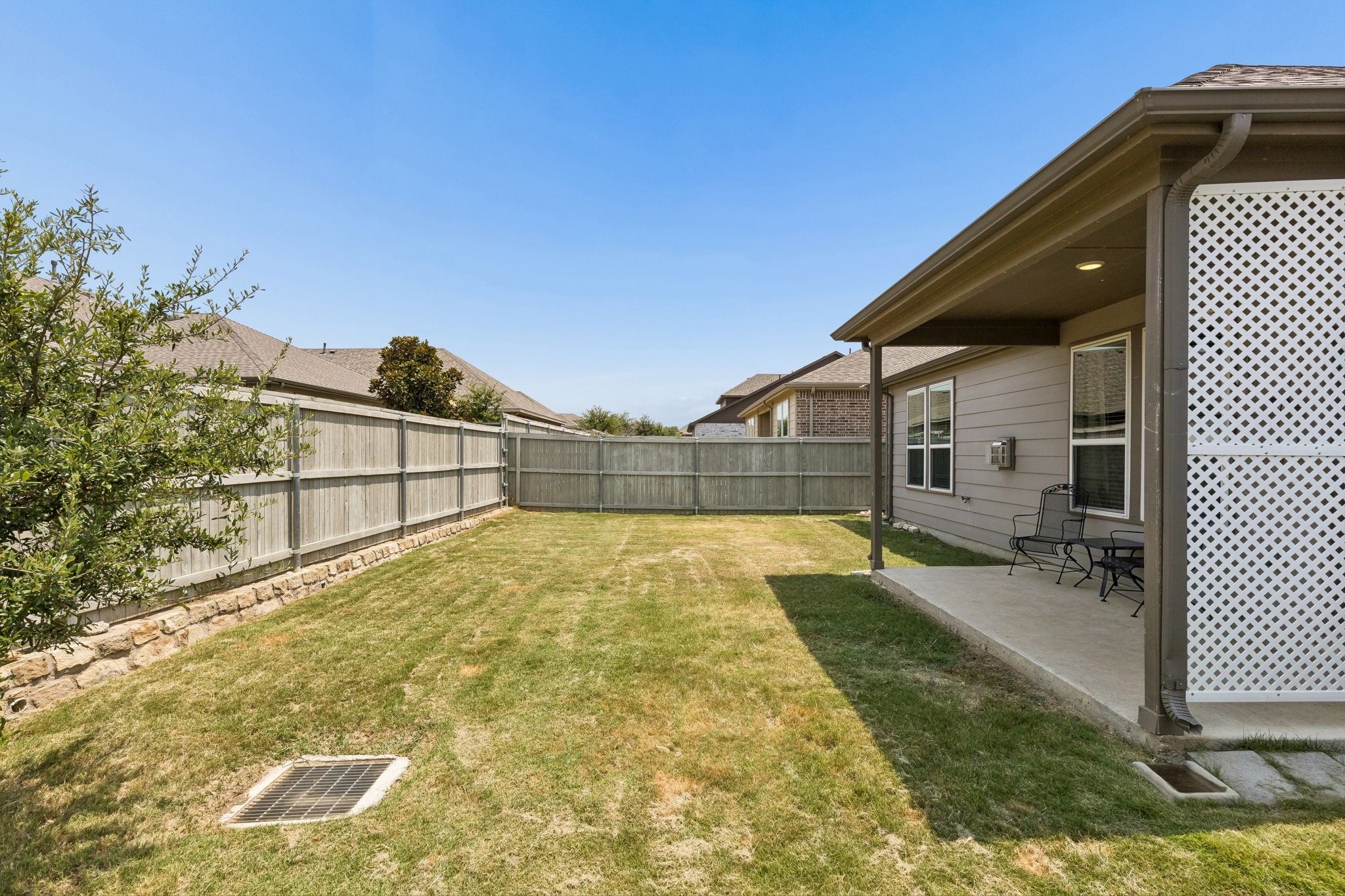 2428 Mockingbird Court