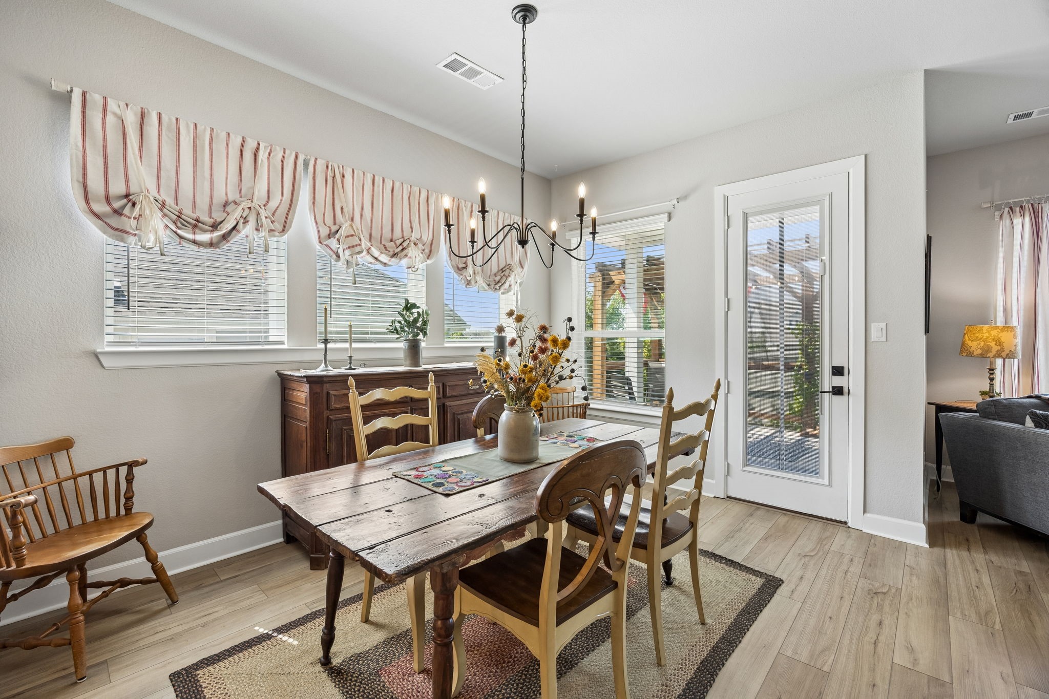 2232 Robin Way